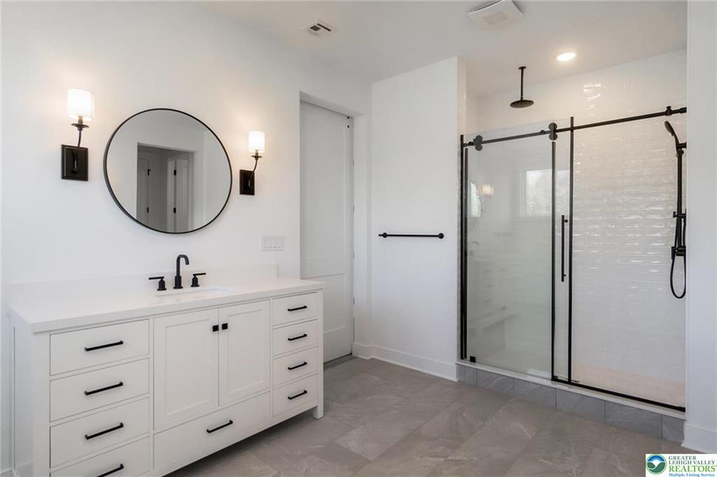 Bethlehem, Pennsylvania, 18017, United States, 6 Bedrooms Bedrooms, ,6 BathroomsBathrooms,Residential,For Sale,1975535