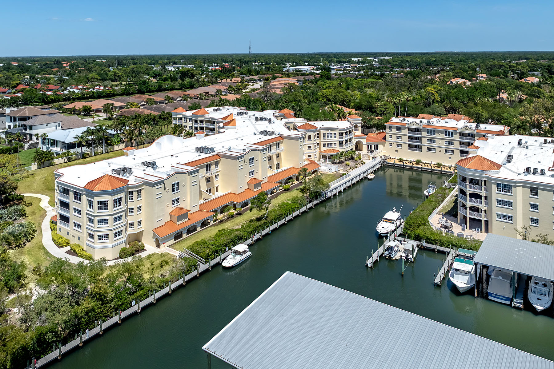  VILLAS AT BELLAGIO HARBOR VILLAGE - 物件實景
