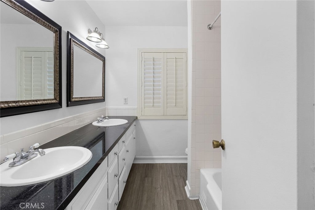 395 S Oakland Avenue #101, Pasadena, California, 91101, United States, 3 Bedrooms Bedrooms, ,2 BathroomsBathrooms,Residential,For Sale,395 S Oakland Avenue #101,1679345