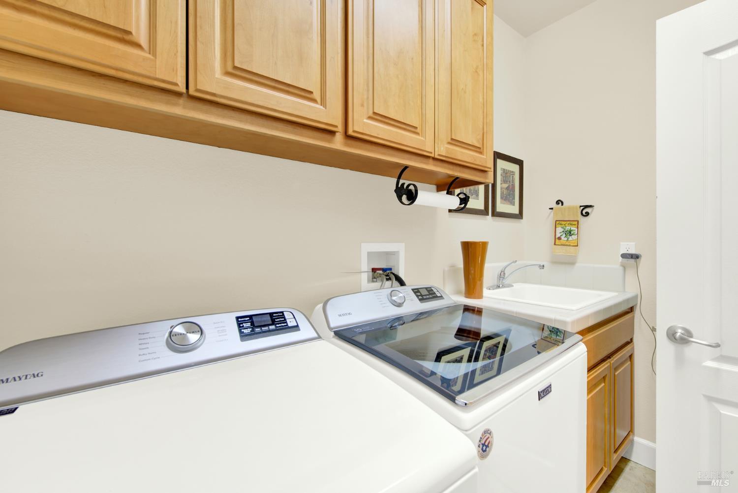 Fairfield, California, 94534, United States, 4 Bedrooms Bedrooms, ,3 BathroomsBathrooms,Residential,For Sale,2000837