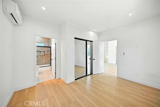 Paramount, California, 90723, United States, ,Residential,For Sale,1936983