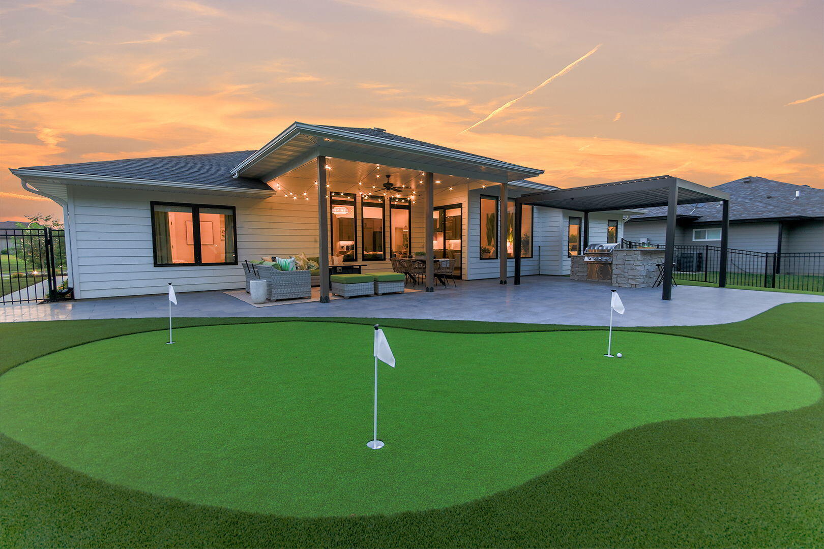 COLUMBIA, Missouri, 65201, United States, 3 Bedrooms Bedrooms, ,2 BathroomsBathrooms,Residential,For Sale,1984001