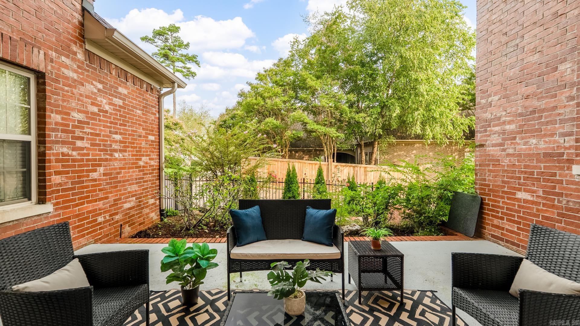 Little Rock, Arkansas, 72211, United States, 4 Bedrooms Bedrooms, ,3 BathroomsBathrooms,Residential,For Sale,1938895
