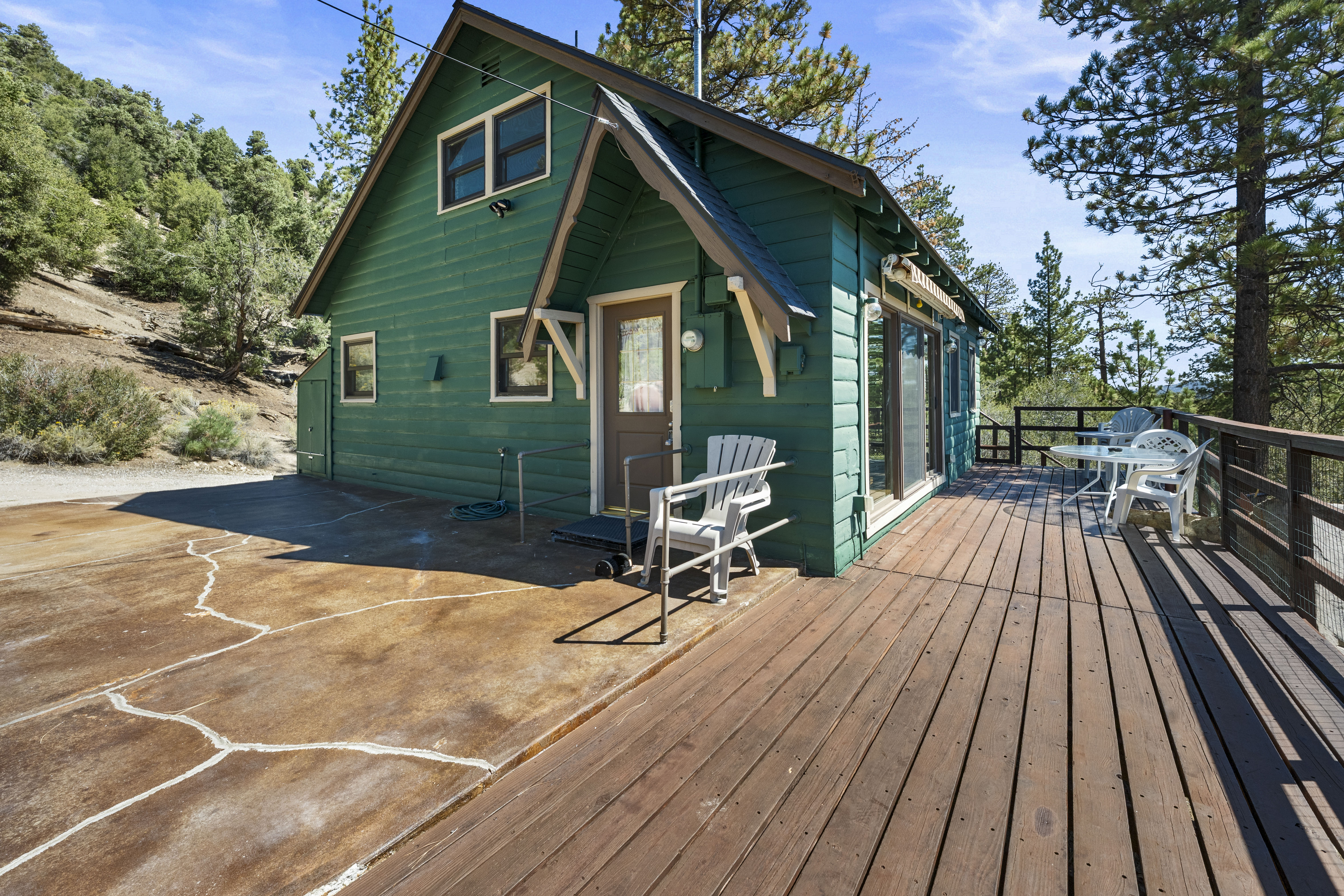  82 Lakeview Lane, Fawnskin, CA 92333 - 物件實景
