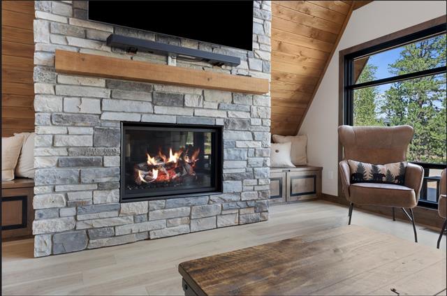 Lead, South Dakota, 57754, United States, 5 Bedrooms Bedrooms, ,1 BathroomBathrooms,Residential,For Sale,1998028