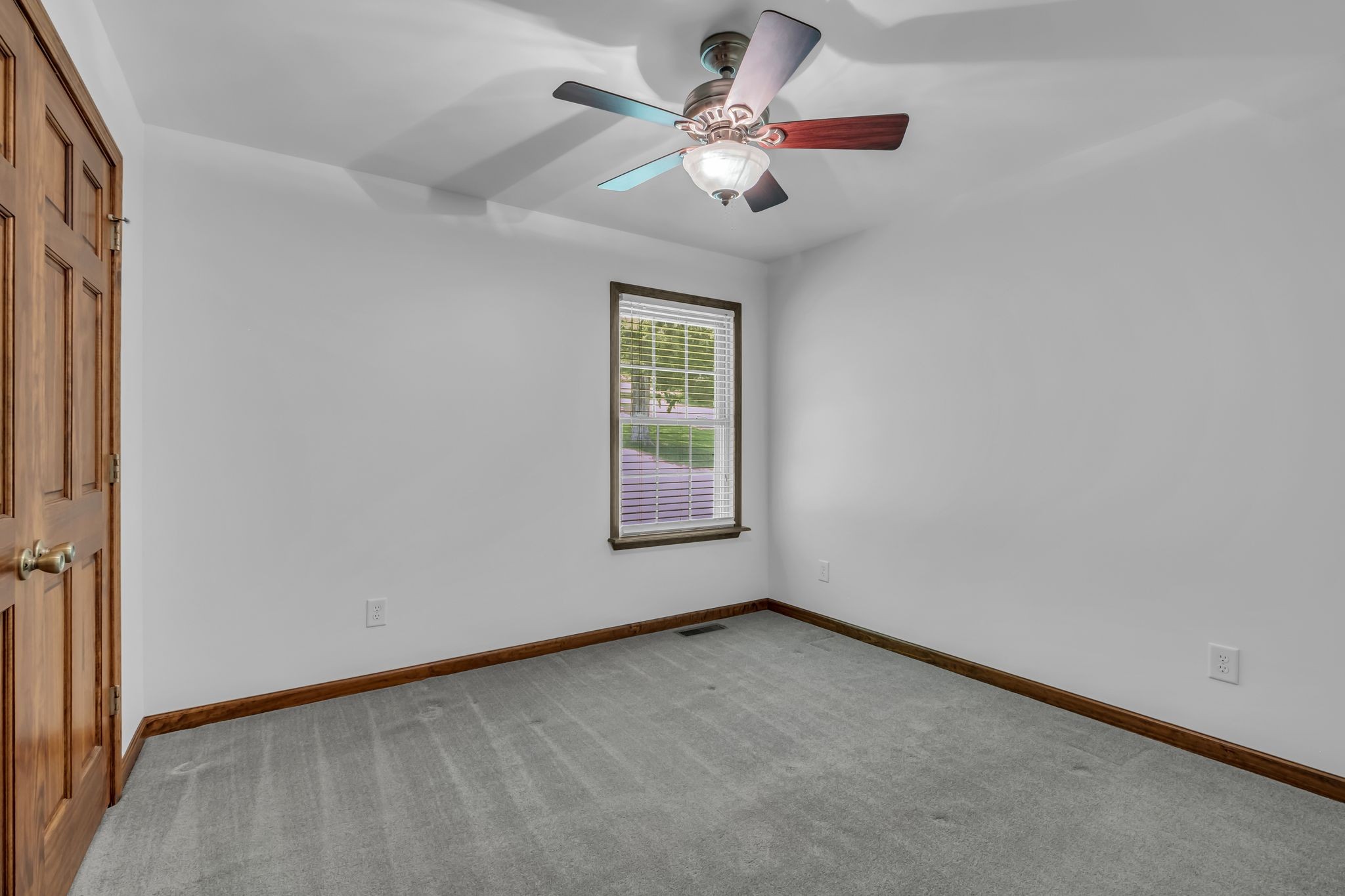 Whites Creek, Tennessee, 37189, United States, 3 Bedrooms Bedrooms, ,3 BathroomsBathrooms,Residential,For Sale,1895173