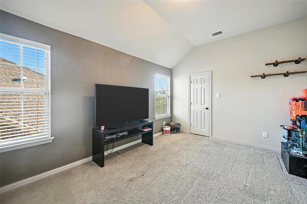 Fort Worth, Texas, 76179, United States, 6 Bedrooms Bedrooms, ,4 BathroomsBathrooms,Residential,For Sale,1906801