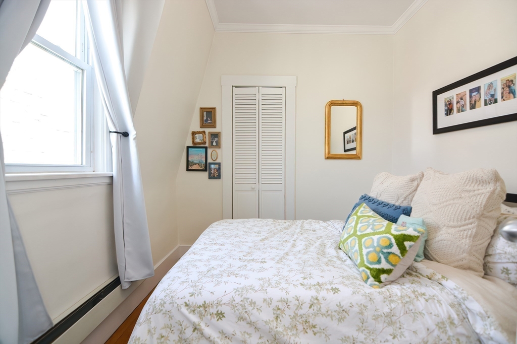 Boston, Massachusetts, 02127, United States, 2 Bedrooms Bedrooms, ,2 BathroomsBathrooms,Residential,For Sale,1826519