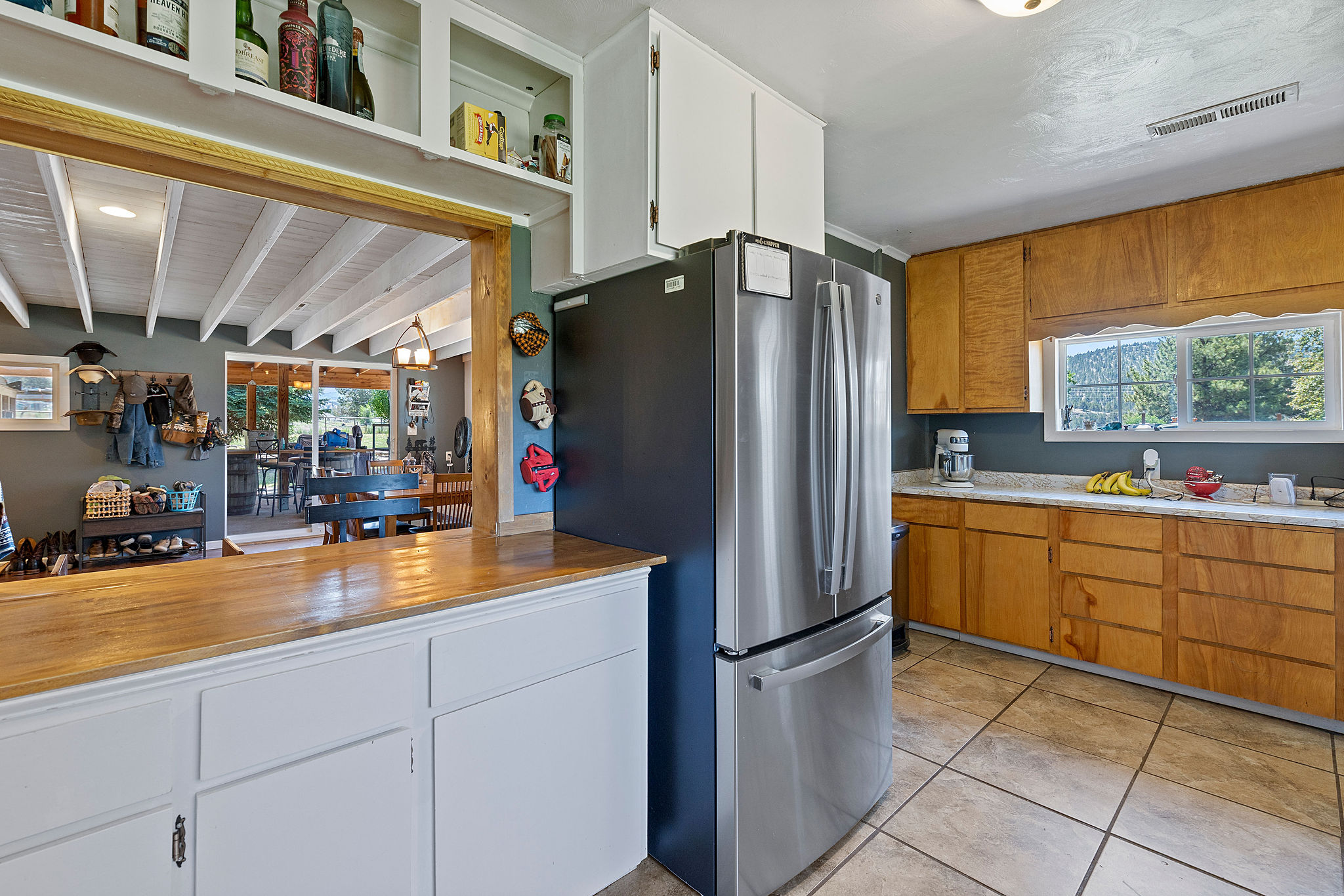 Prineville, Oregon, 97754, United States, 3 Bedrooms Bedrooms, ,2 BathroomsBathrooms,Residential,For Sale,1865780