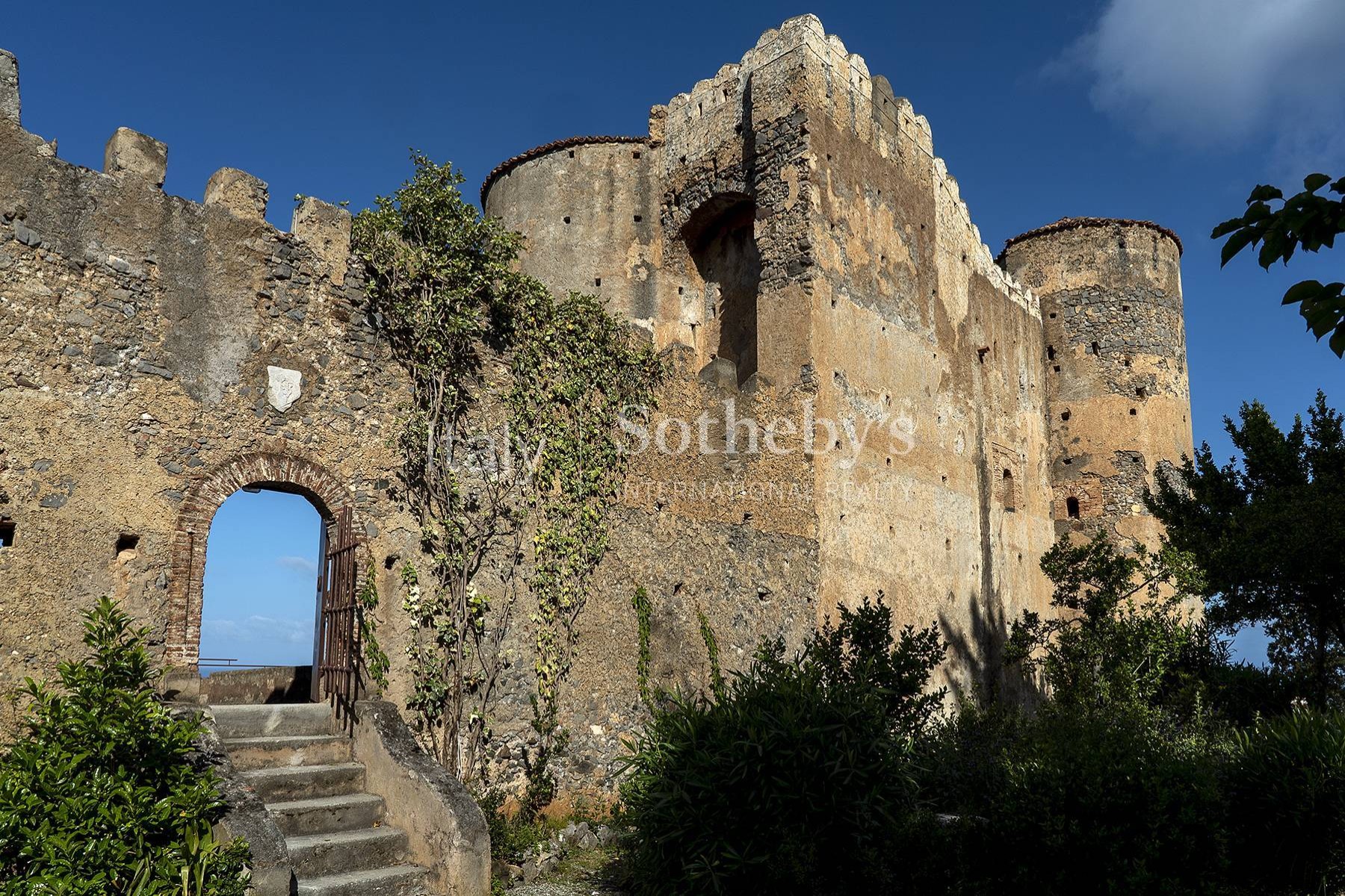  Norman fortress on the sea of Calabria - 物件實景
