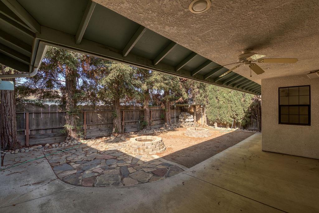 Oakdale, California, 95361, United States, 2 Bedrooms Bedrooms, ,3 BathroomsBathrooms,Residential,For Sale,1978297