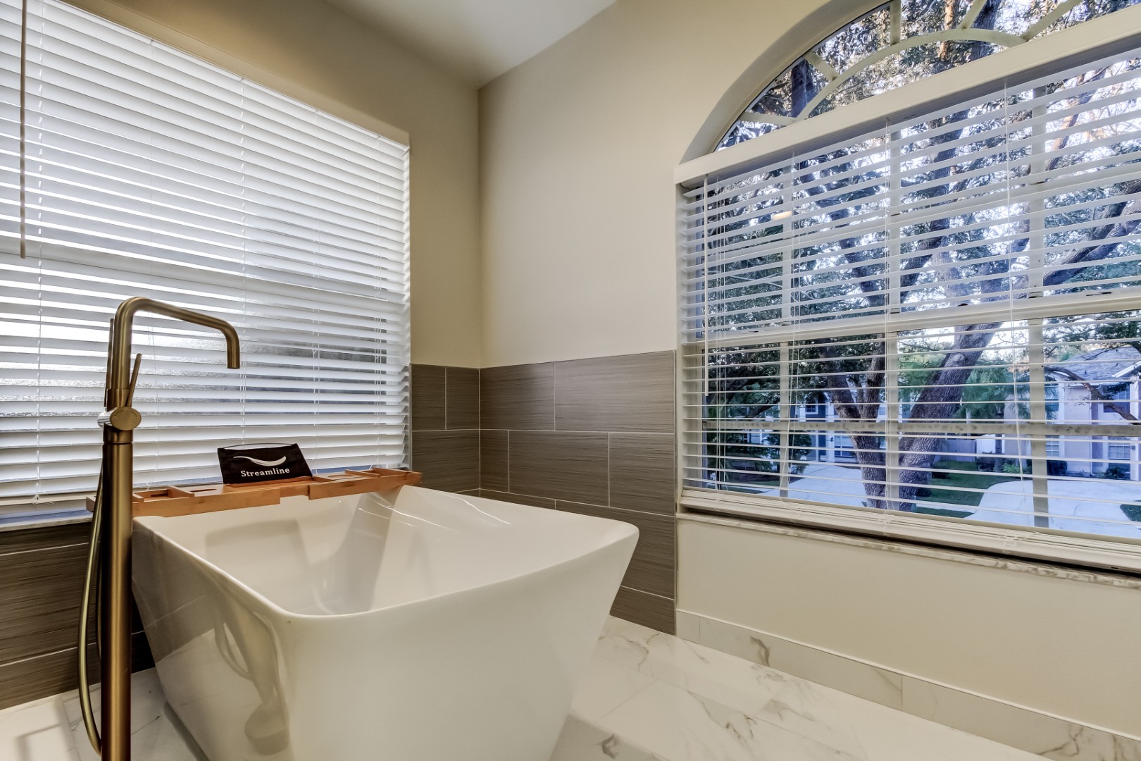 Tampa, Florida, 33647, United States, 5 Bedrooms Bedrooms, ,3 BathroomsBathrooms,Residential,For Sale,2015638