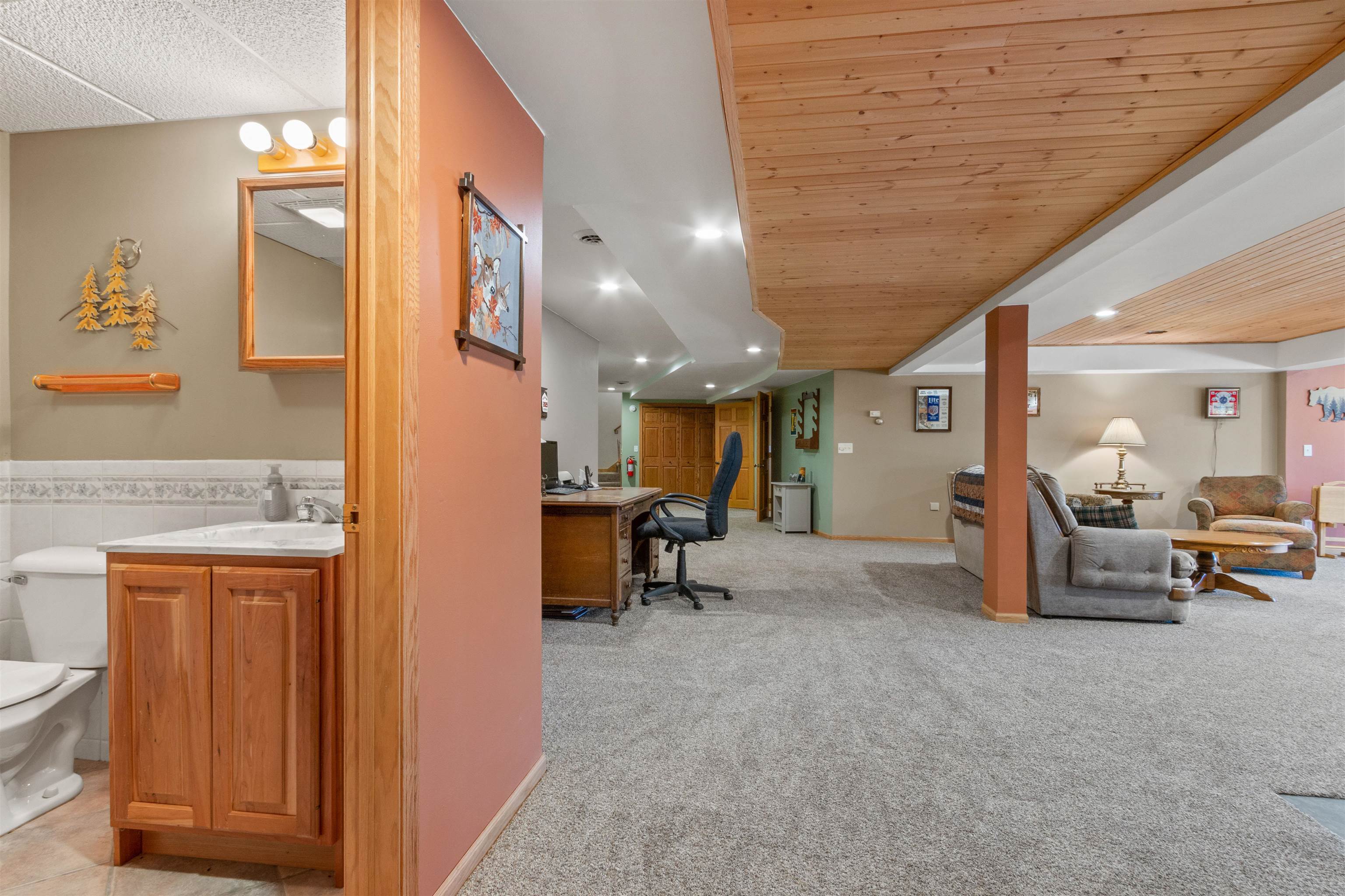 HANCOCK, Wisconsin, 54943, United States, 4 Bedrooms Bedrooms, ,3 BathroomsBathrooms,Residential,For Sale,1805423