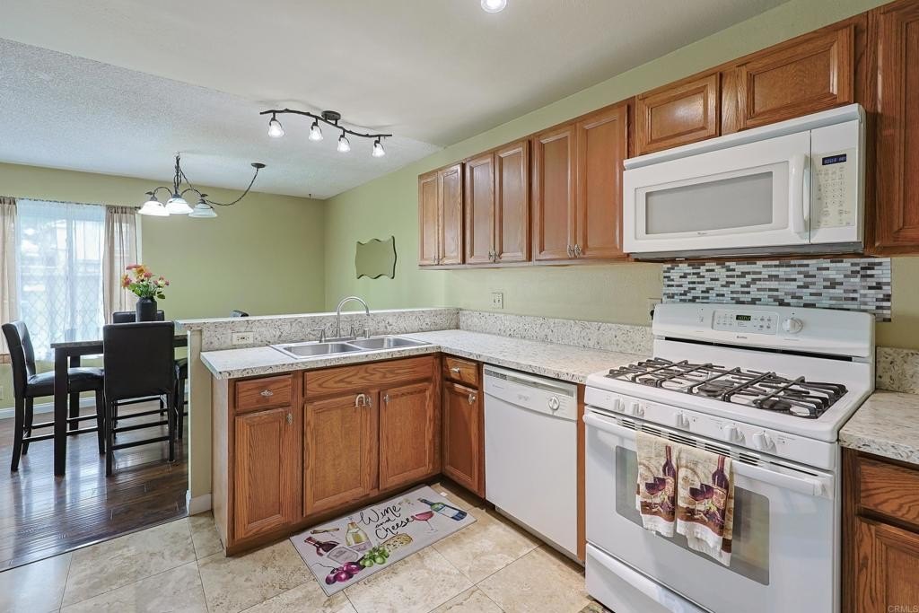 San Diego, California, 92139, United States, 3 Bedrooms Bedrooms, ,2 BathroomsBathrooms,Residential,For Sale,1896773