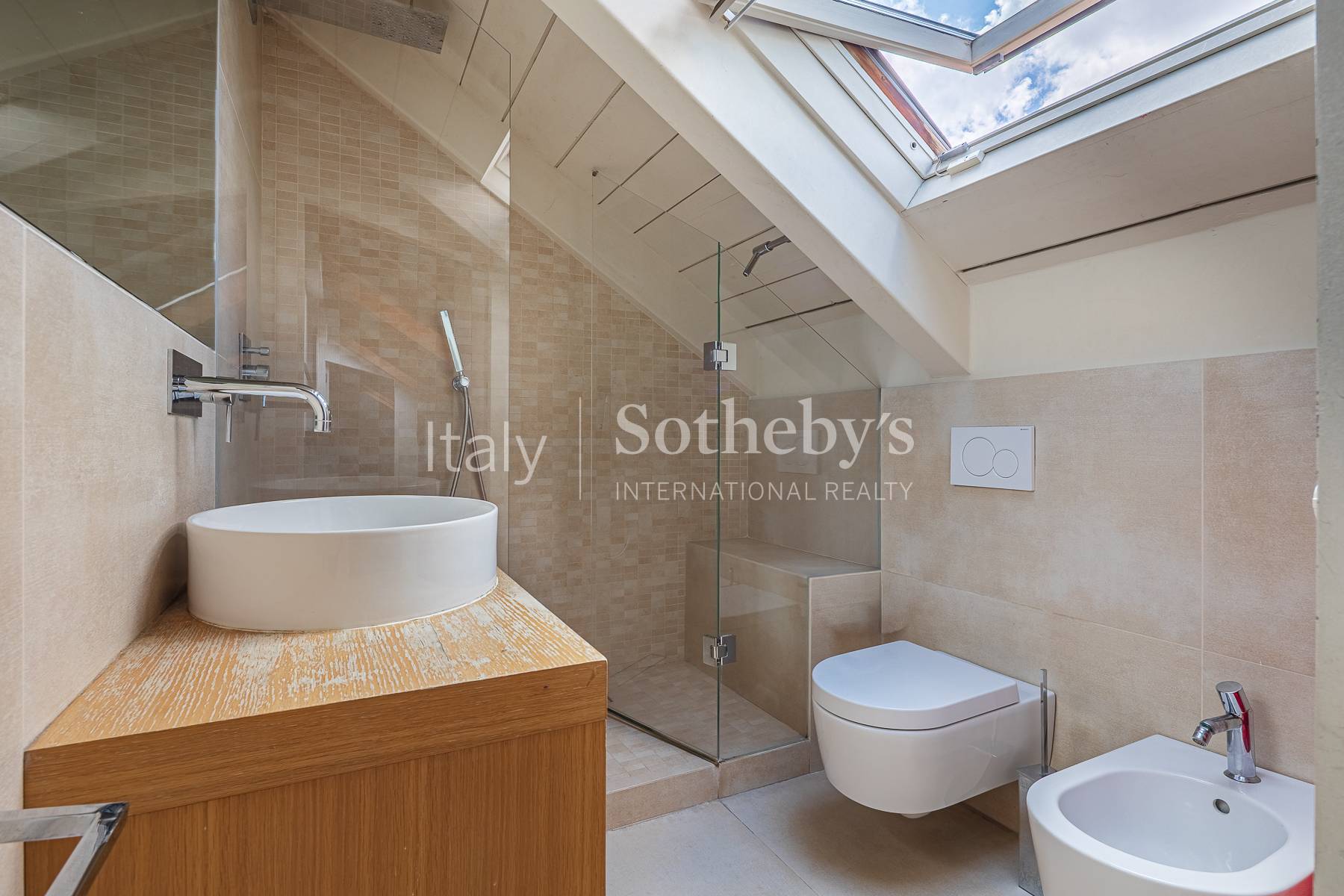  Charming Penthouse and Top-Floor Apartment in the Sant’Ambrogio Area - 物件實景