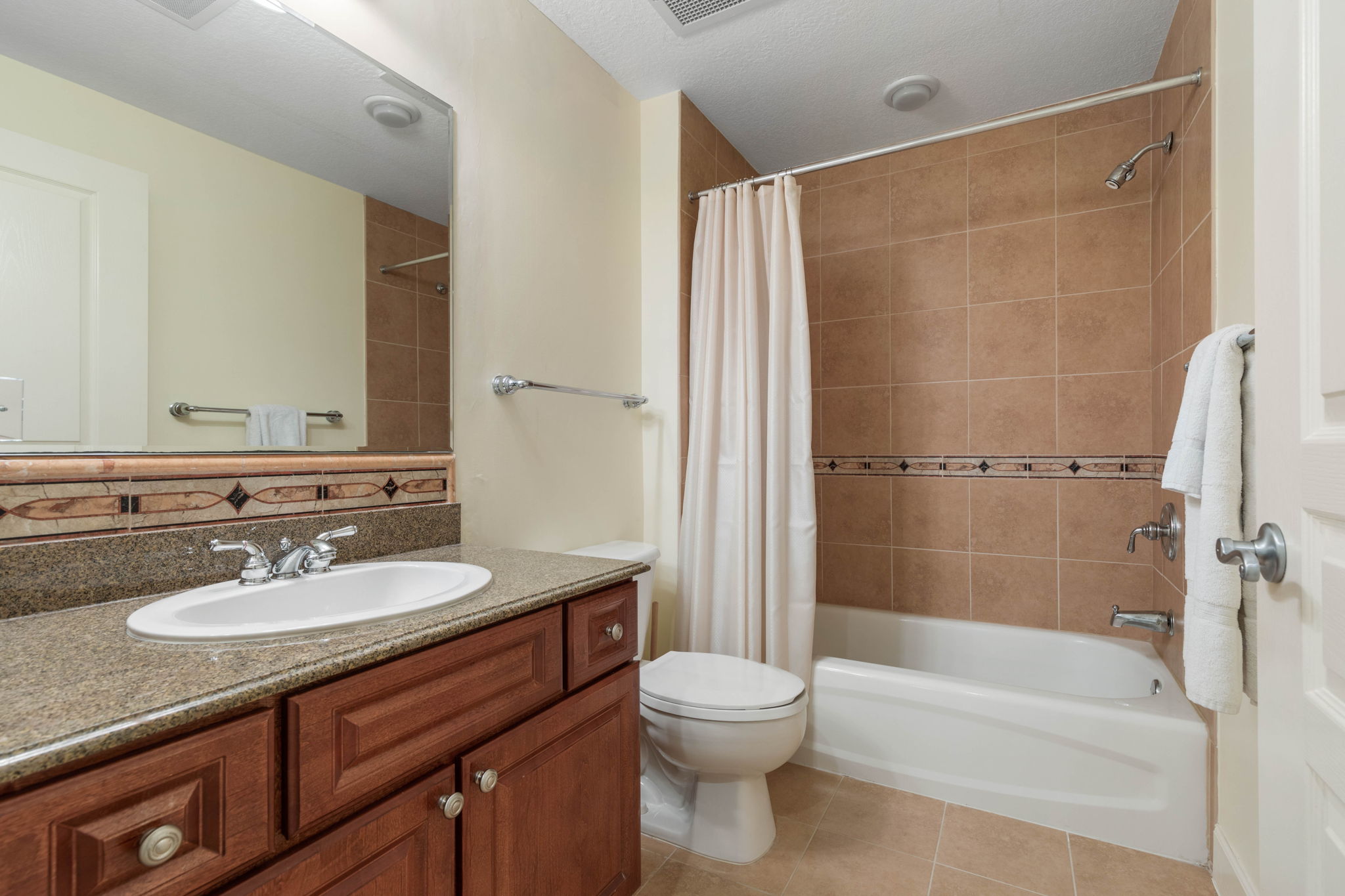  200 Ocean Crest Drive Unit #108, Palm Coast, FL, 32137 - 物件實景