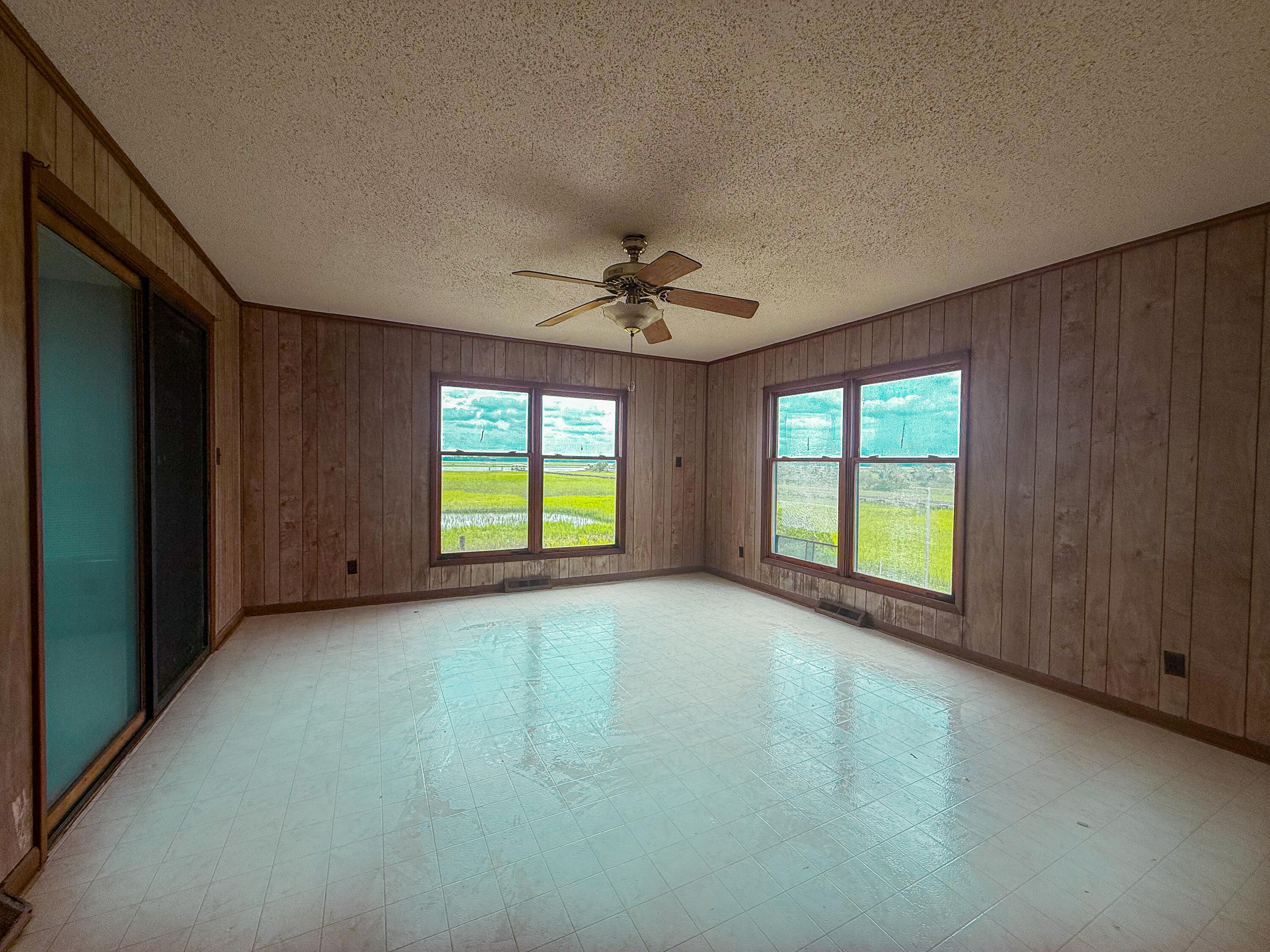 Folly Beach, South Carolina, 29439, United States, 4 Bedrooms Bedrooms, ,3 BathroomsBathrooms,Residential,For Sale,1975835