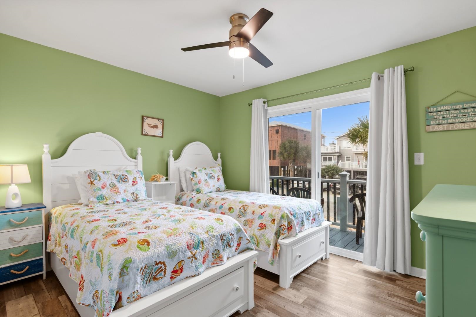 North Myrtle Beach, South Carolina, 29582, United States, 3 Bedrooms Bedrooms, ,2 BathroomsBathrooms,Residential,For Sale,2021186