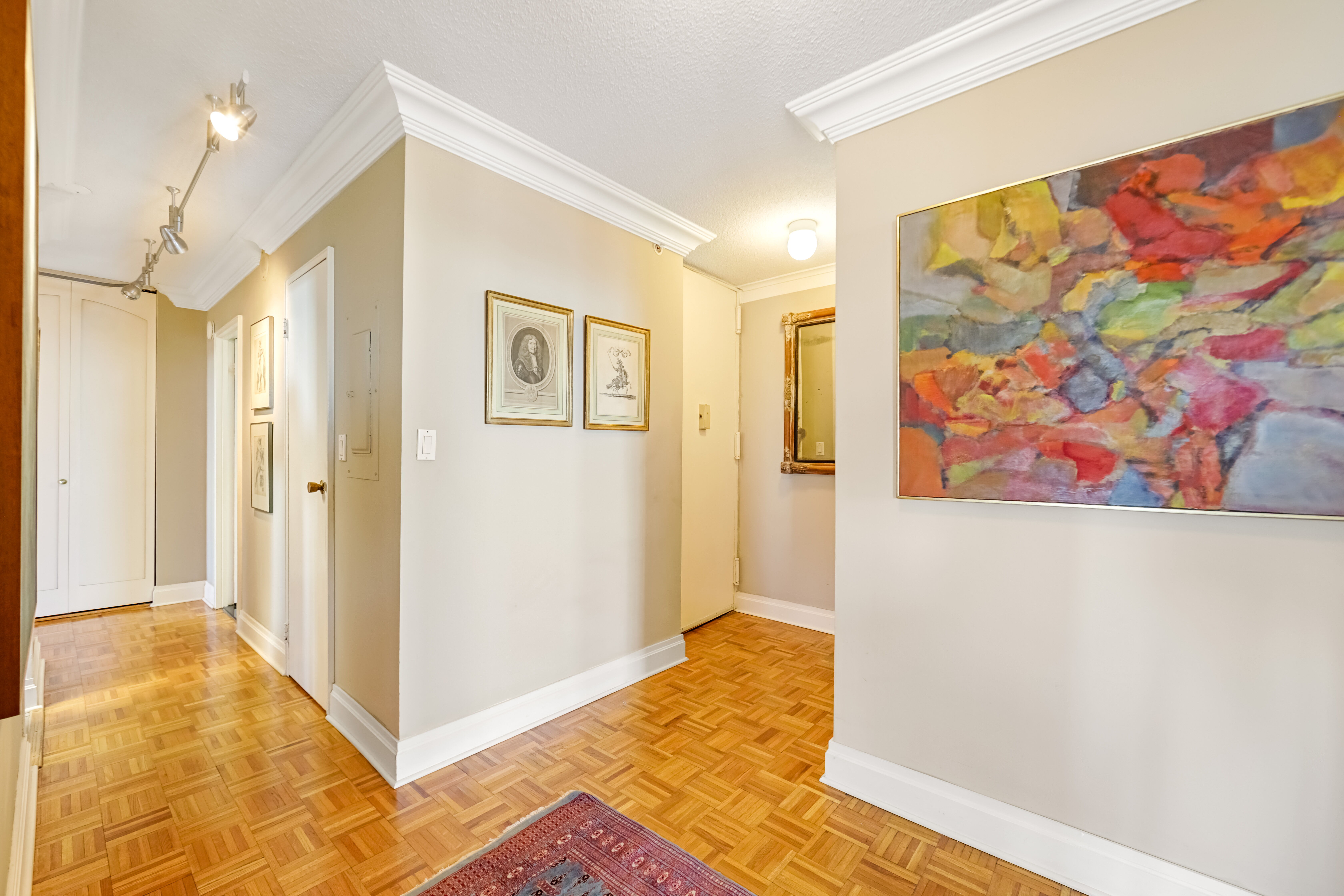 Cliffside Park, New Jersey, 07010, United States, 3 Bedrooms Bedrooms, ,3 BathroomsBathrooms,Residential,For Sale,1978167