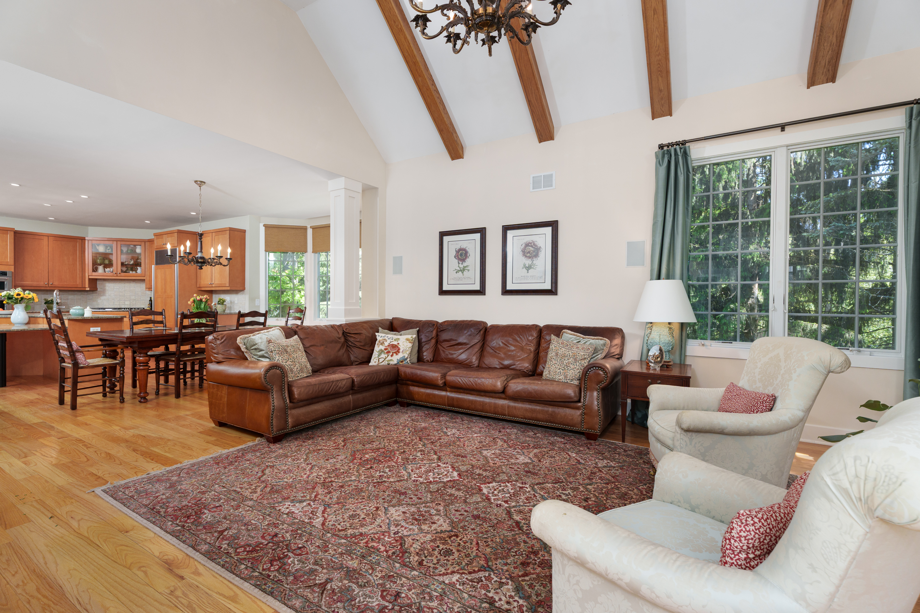  Exceptional Pond View Home with Dual Primary Suites - 物件實景