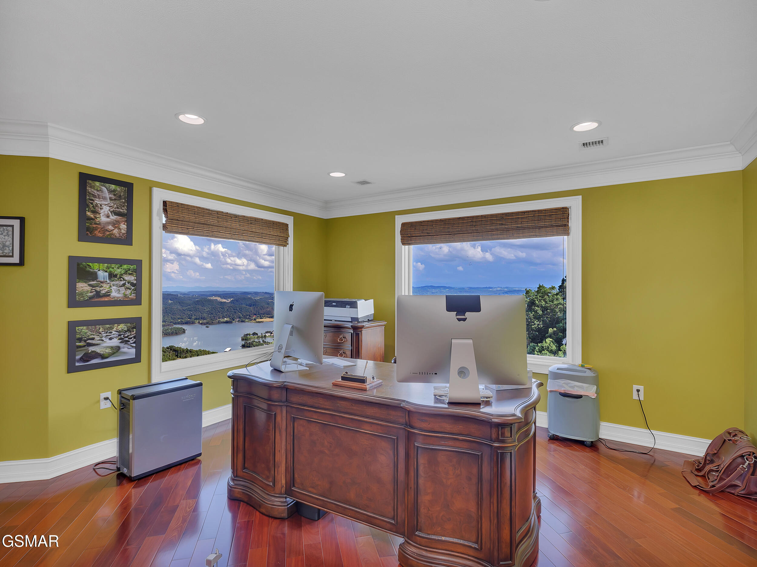 Mooresburg, Tennessee, 37811, United States, 3 Bedrooms Bedrooms, ,5 BathroomsBathrooms,Residential,For Sale,1974875