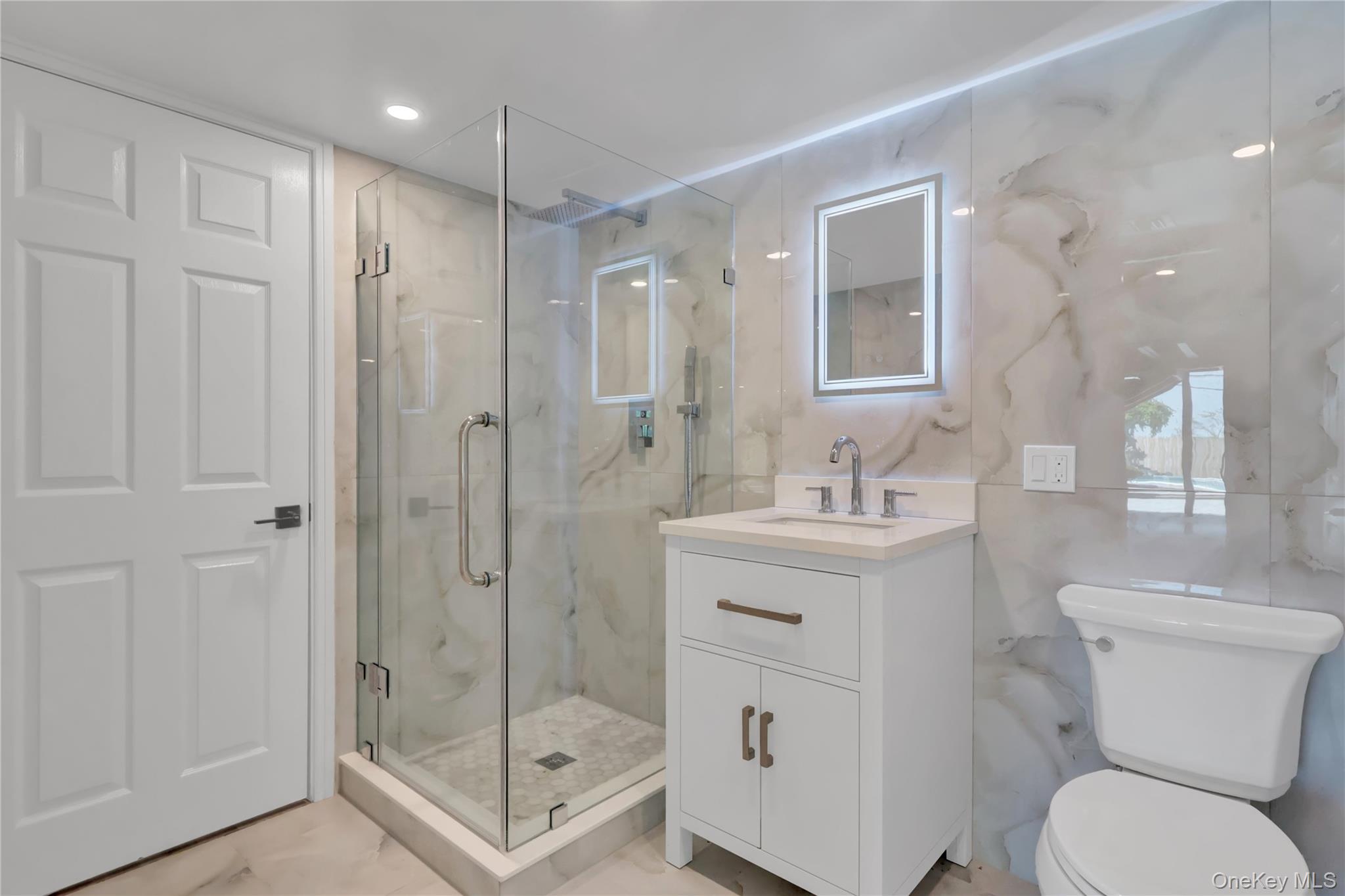  52 Woodland Road, Roslyn, NY 11576 - 物件實景