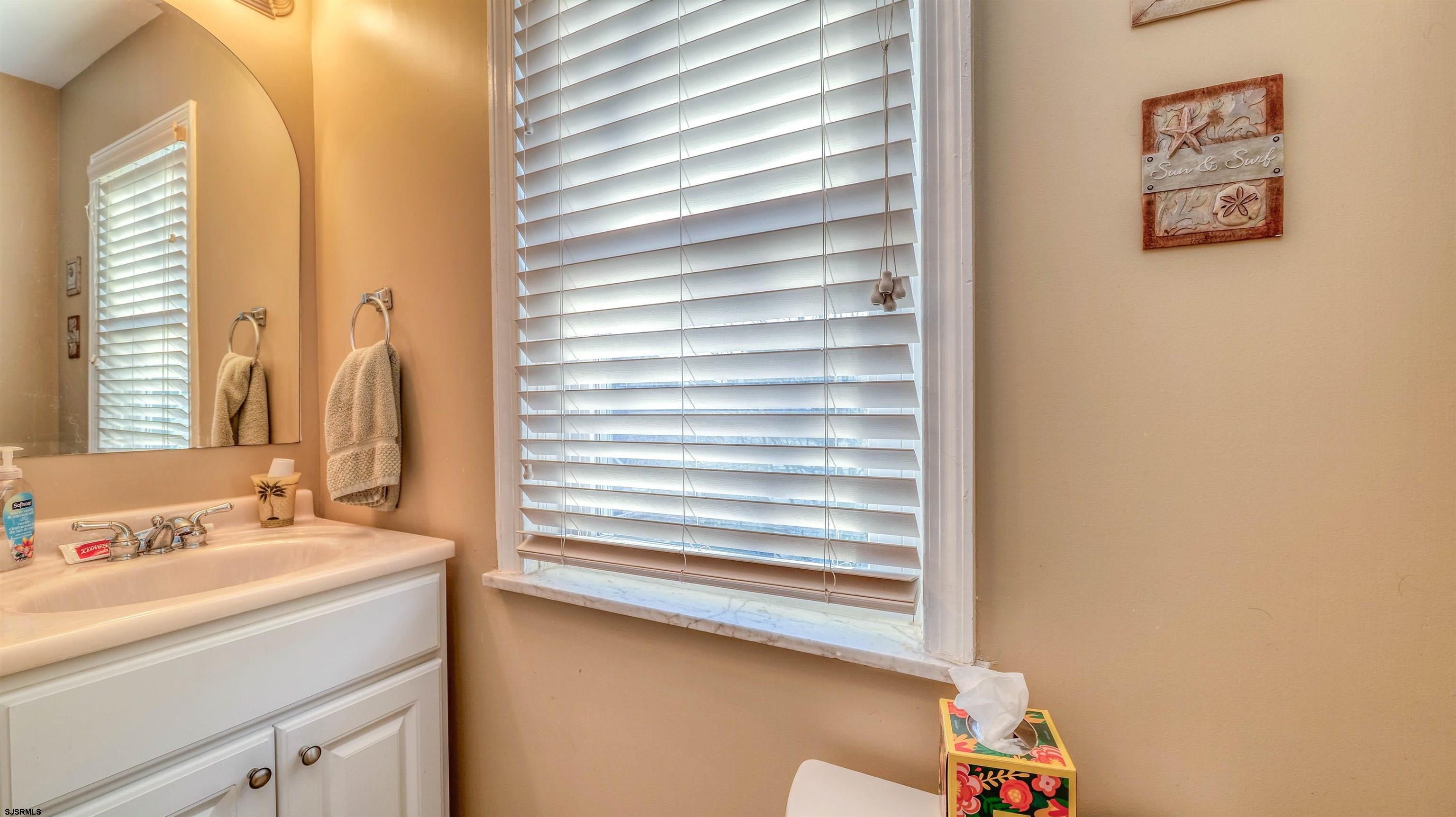 Ventnor, New Jersey, 08406, United States, 5 Bedrooms Bedrooms, ,4 BathroomsBathrooms,Residential,For Sale,1991955