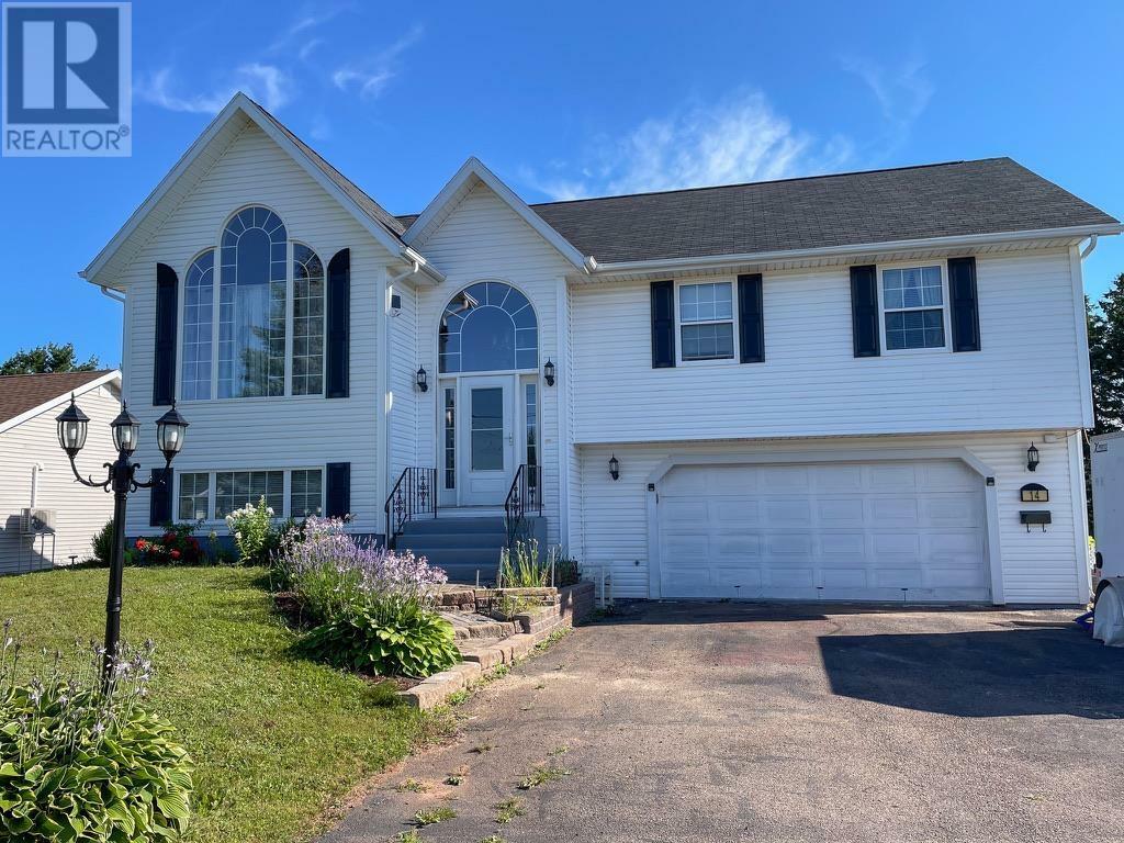 STRATFORD, Prince Edward Island, C1B 2H3, CA, 4 Bedrooms Bedrooms, ,2 BathroomsBathrooms,Residential,For Sale,1885637