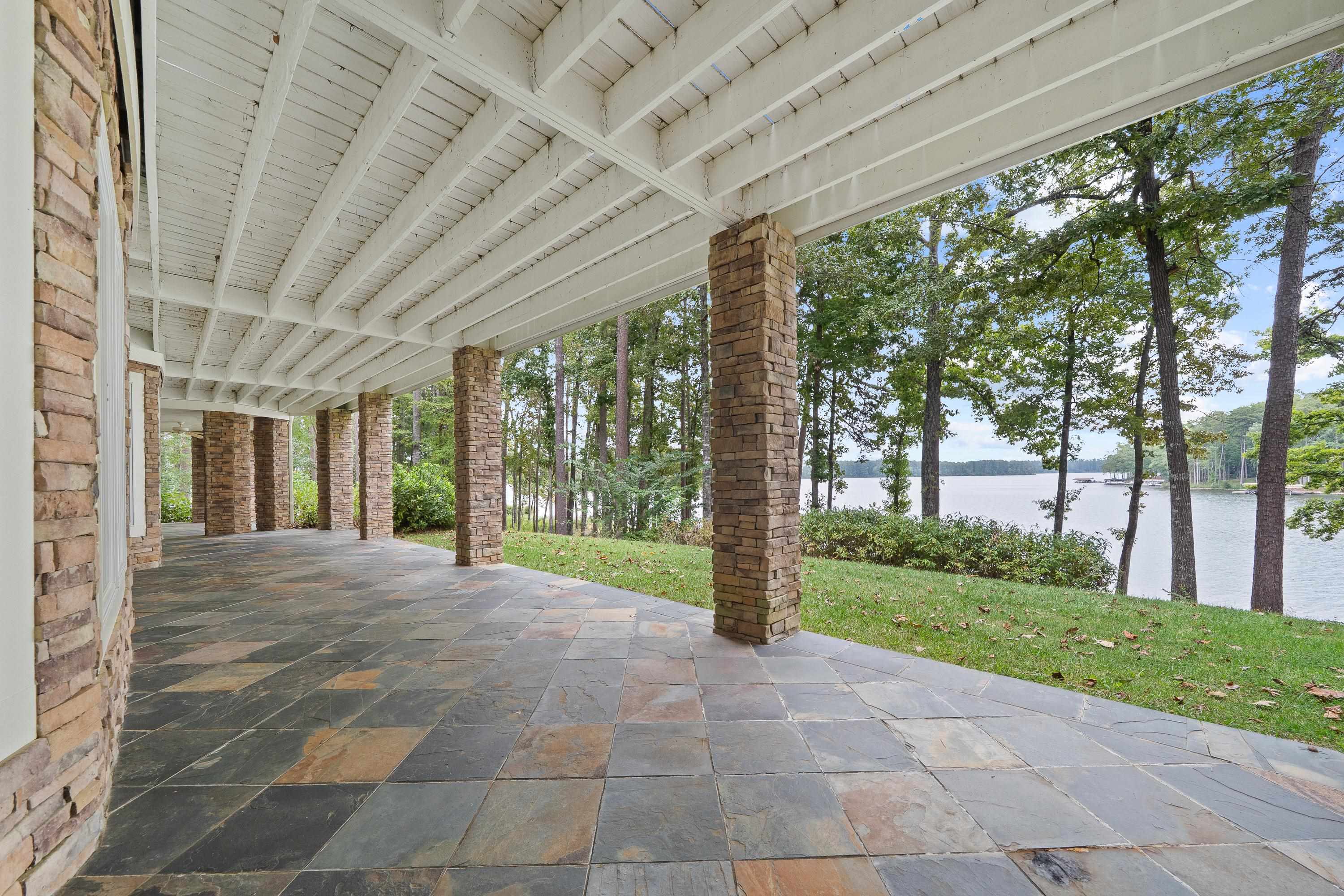 Greensboro, Georgia, 30642, United States, 7 Bedrooms Bedrooms, ,8 BathroomsBathrooms,Residential,For Sale,1984932