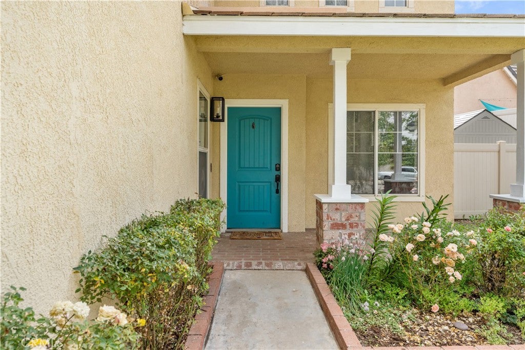 Yucaipa, California, 92399, United States, 5 Bedrooms Bedrooms, ,3 BathroomsBathrooms,Residential,For Sale,1943197