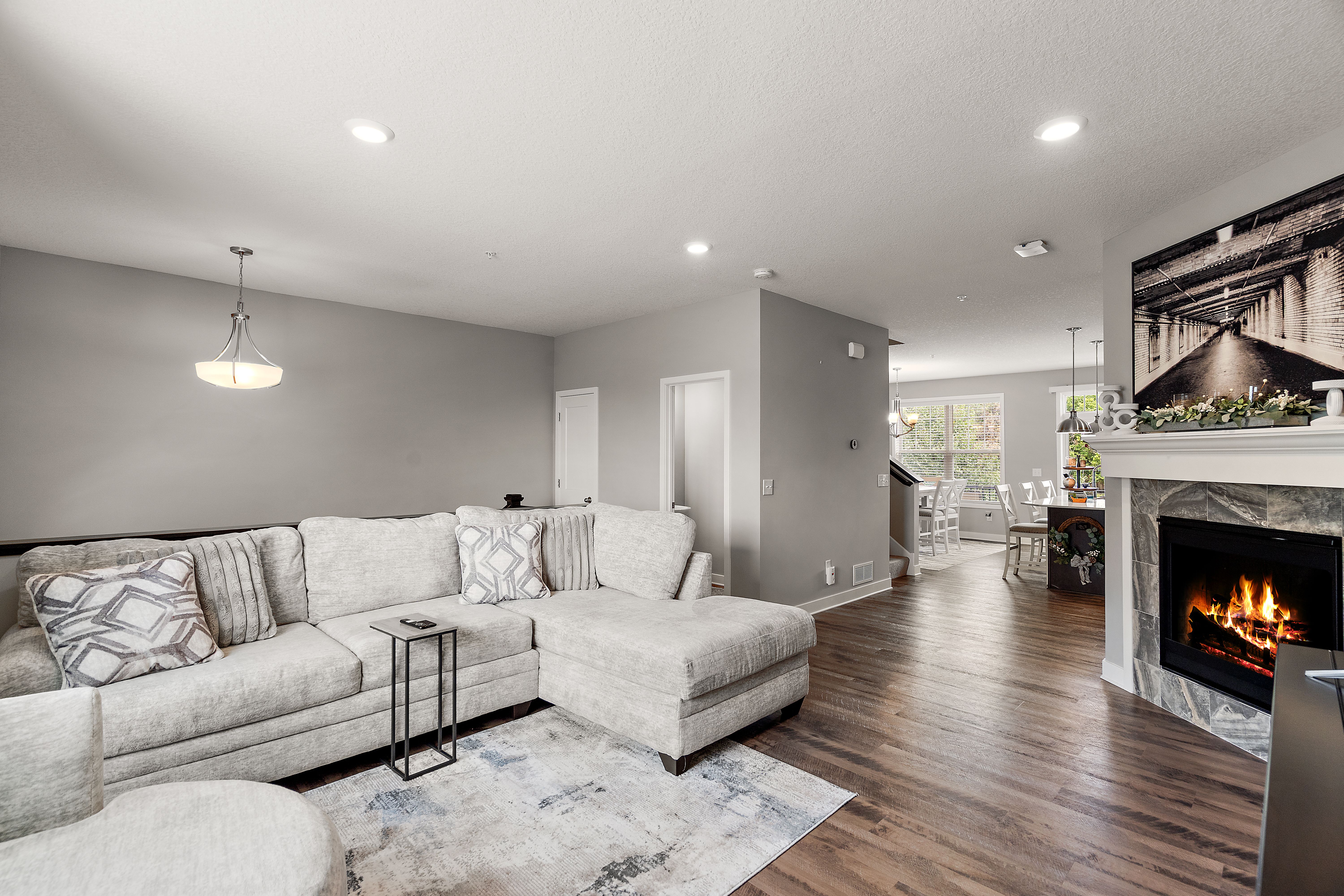  Sophisticated Townhome in Coveted Downtown Anoka - 物件實景