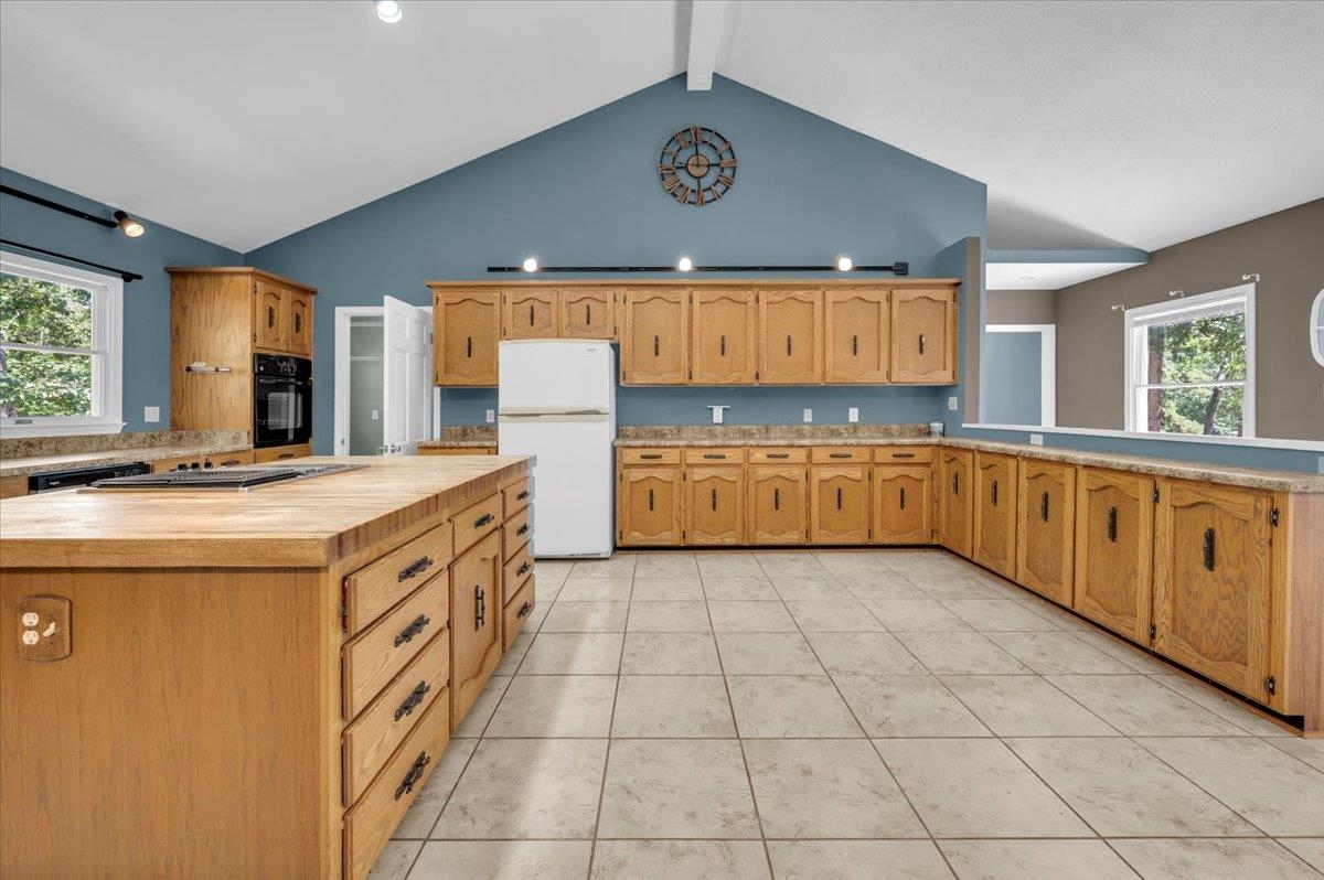 Spartanburg, South Carolina, 29306, United States, 4 Bedrooms Bedrooms, ,3 BathroomsBathrooms,Residential,For Sale,1942883