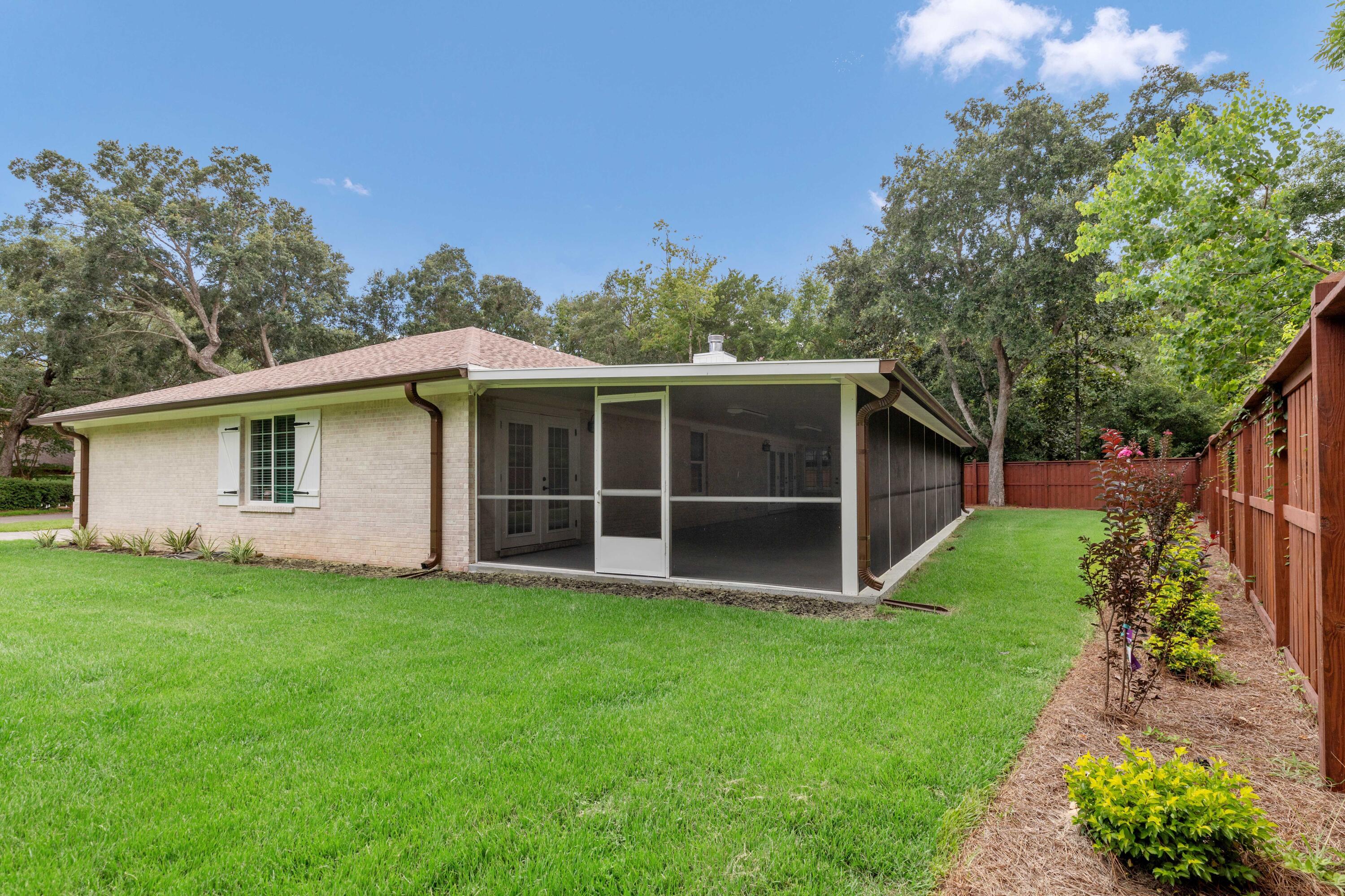 Niceville, Florida, 32578, United States, 3 Bedrooms Bedrooms, ,2 BathroomsBathrooms,Residential,For Sale,1982327