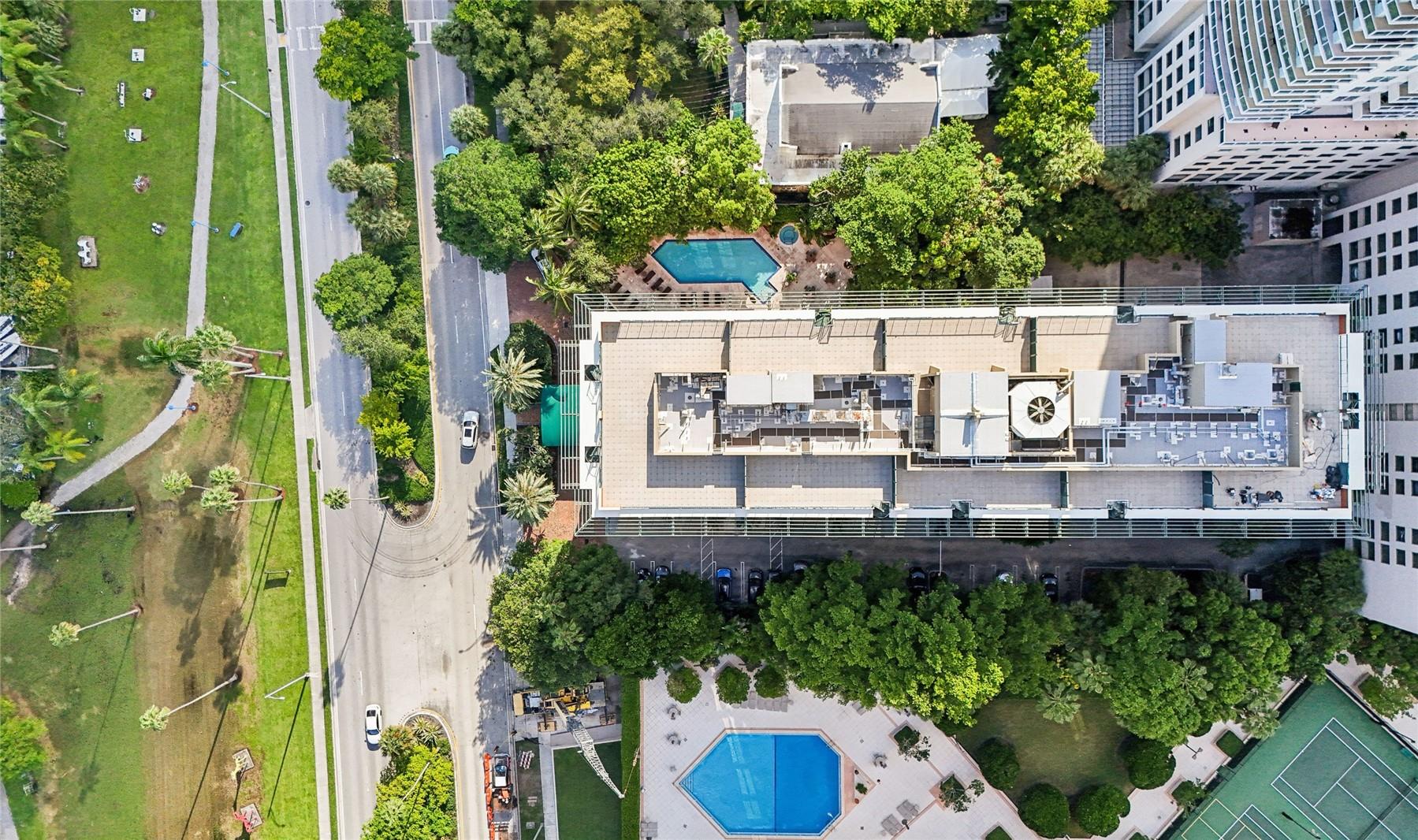 Miami, Florida, 33133, United States, 1 Bedroom Bedrooms, ,1 BathroomBathrooms,Residential,For Sale,1985715