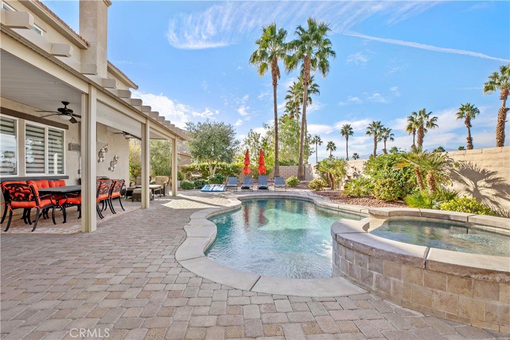 Indio, California, 92203, United States, 5 Bedrooms Bedrooms, ,3 BathroomsBathrooms,Residential,For Sale,1989302