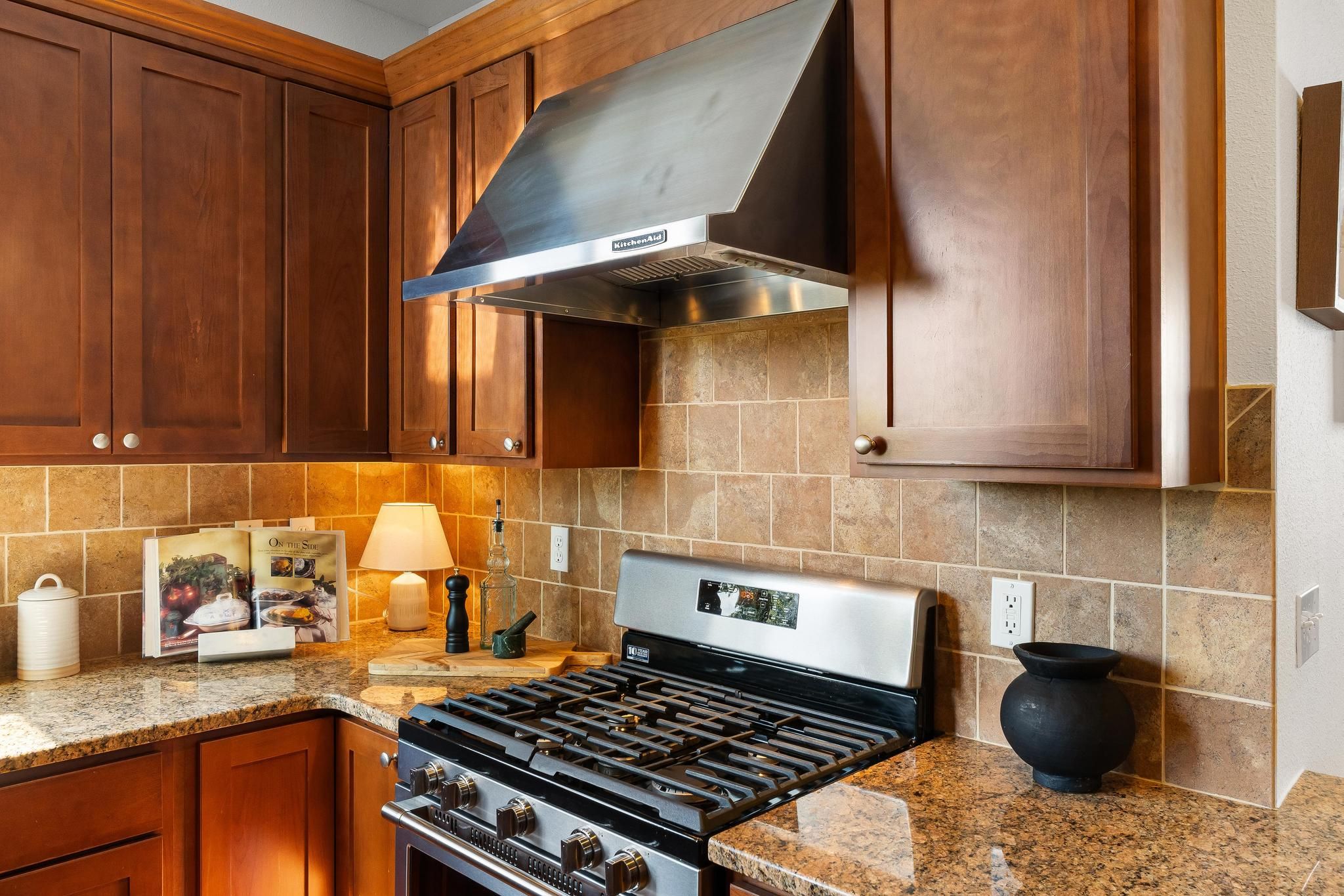  2400 West Boston St, Seattle, WA 98199 - 物件實景