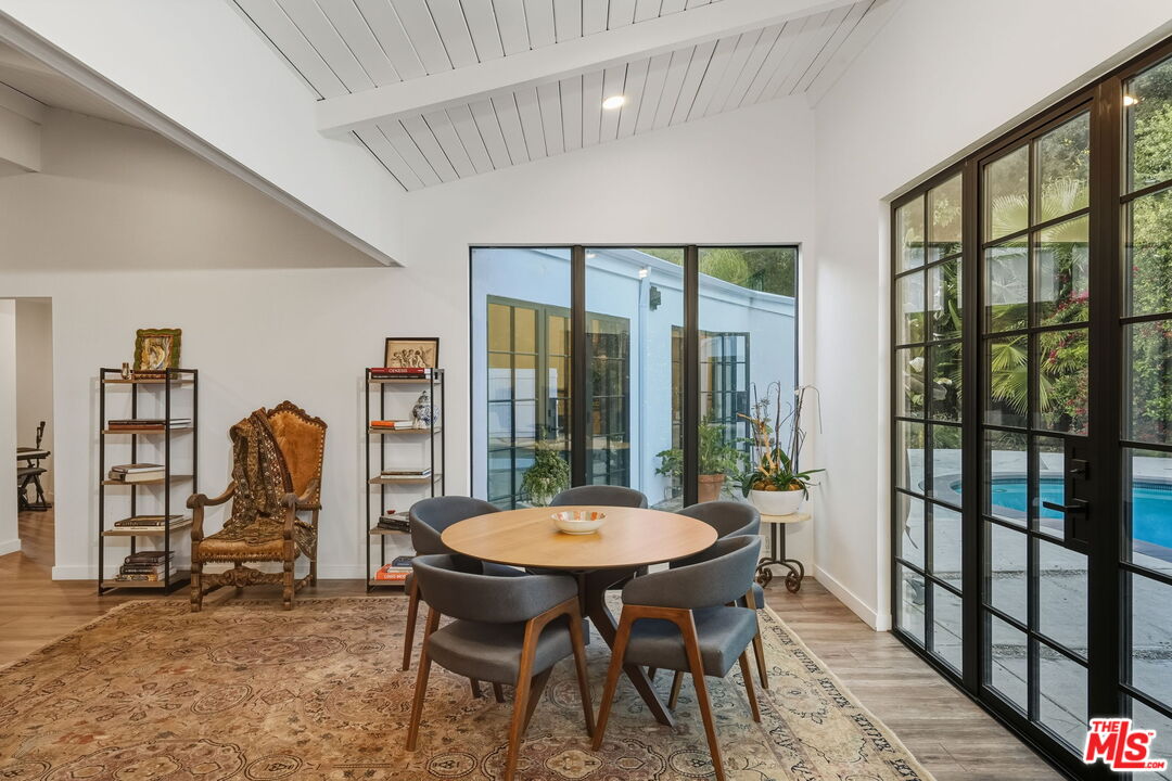 Los Angeles, California, 90049, United States, 3 Bedrooms Bedrooms, ,3 BathroomsBathrooms,Residential,For Sale,2002903