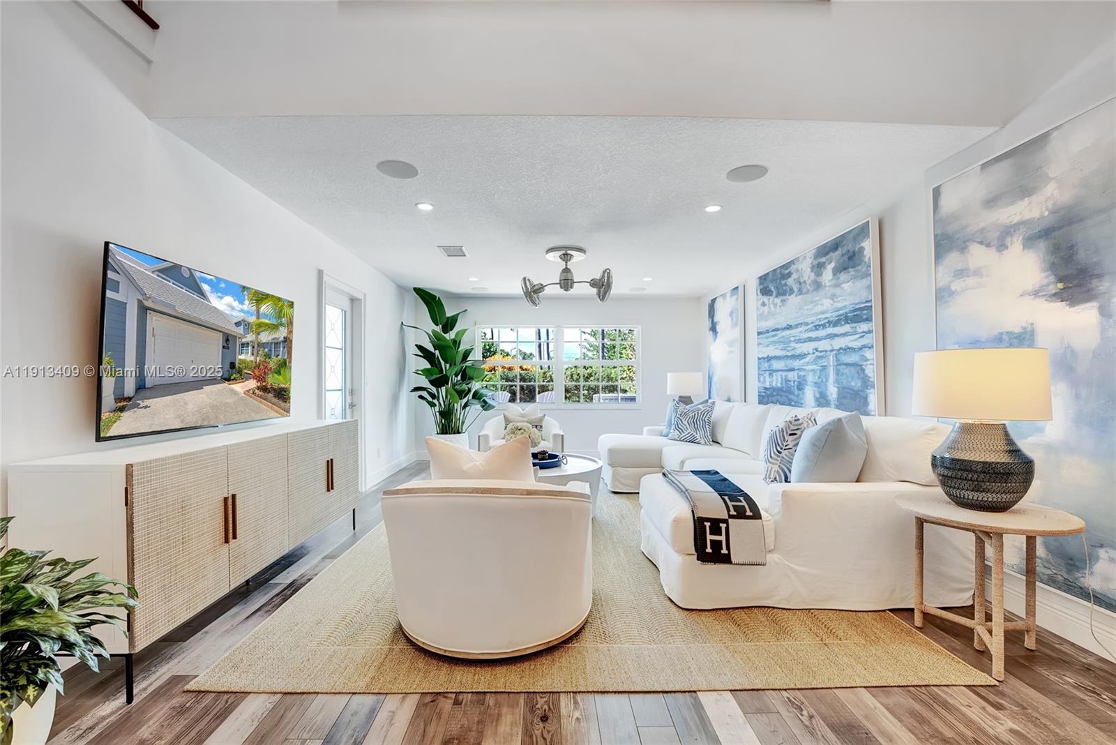 Jupiter, Florida, 33477, United States, 3 Bedrooms Bedrooms, ,3 BathroomsBathrooms,Residential,For Sale,1991888