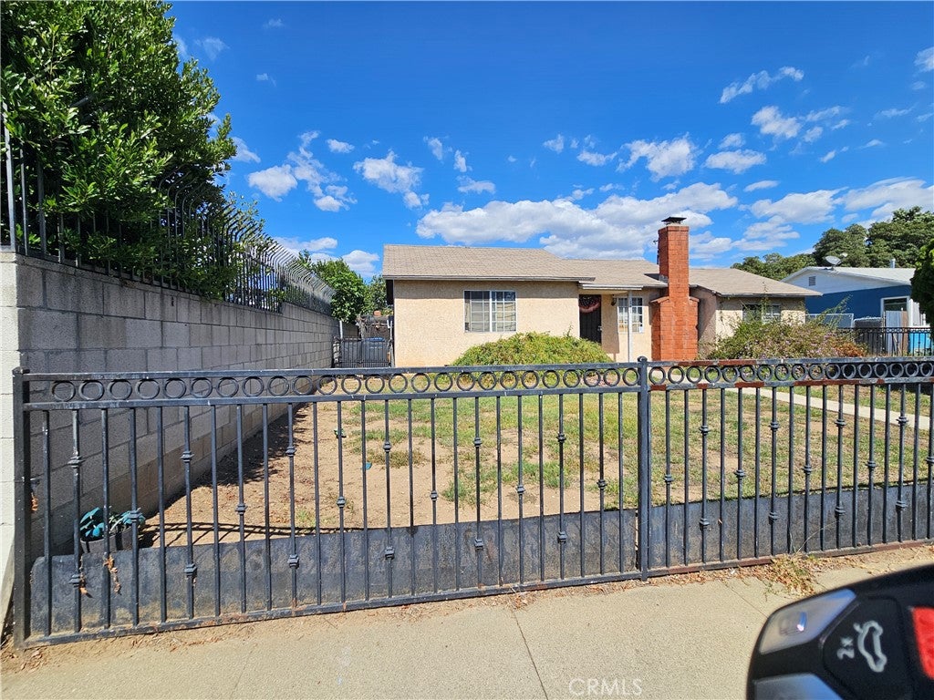Magnolia St, Pomona, CA 91767
