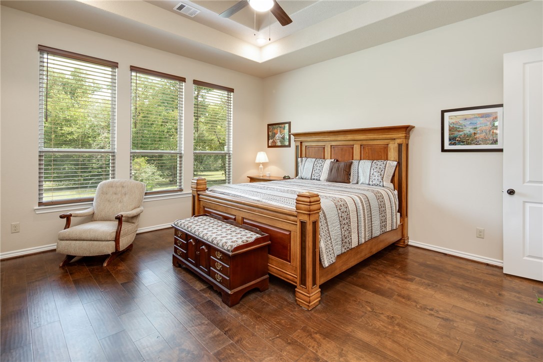 Iola, Texas, 77861, United States, 4 Bedrooms Bedrooms, ,3 BathroomsBathrooms,Residential,For Sale,1941842
