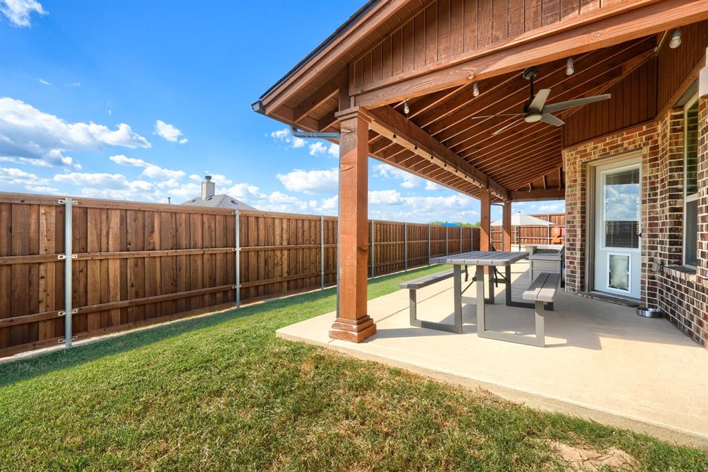 Rockwall, Texas, 75087, United States, 4 Bedrooms Bedrooms, ,4 BathroomsBathrooms,Residential,For Sale,1955135