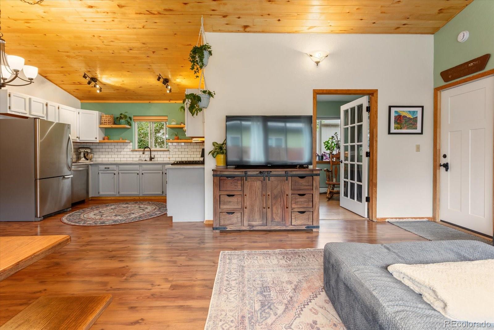 Salida, Colorado, 81201, United States, 3 Bedrooms Bedrooms, ,1 BathroomBathrooms,Residential,For Sale,1920460
