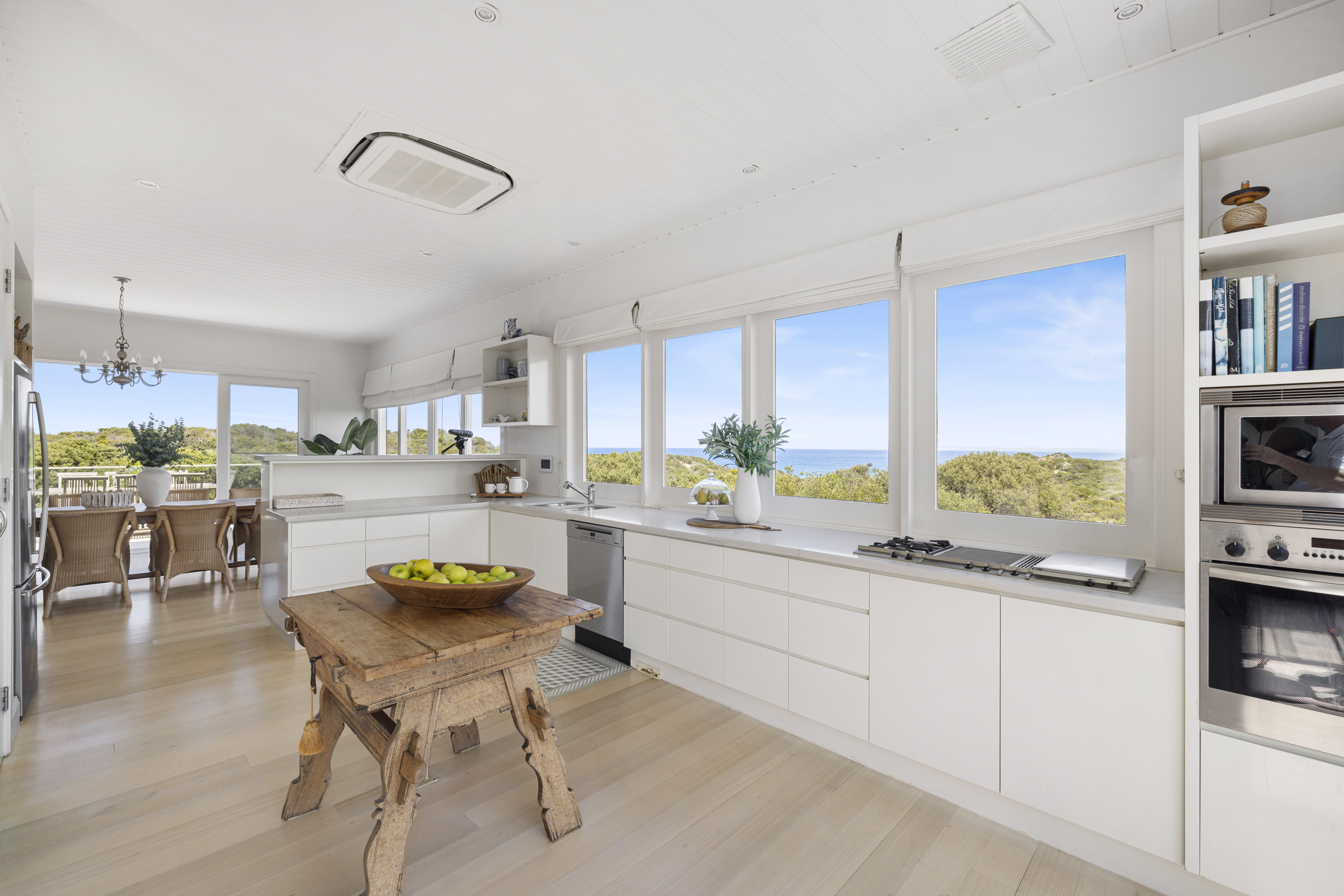  11 Paringa Road, PORTSEA - 物件實景