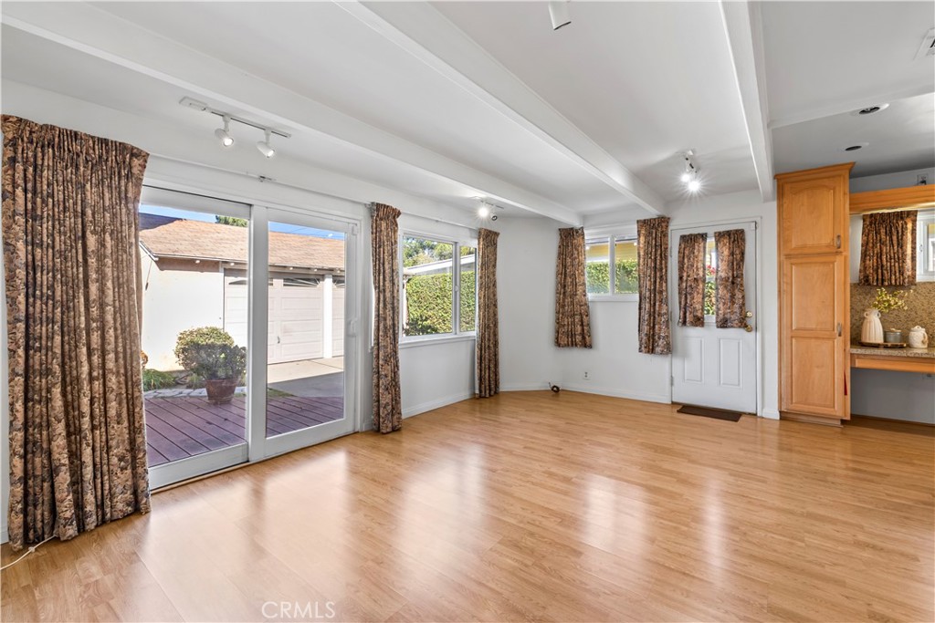 Pomona, California, 91768, United States, 3 Bedrooms Bedrooms, ,2 BathroomsBathrooms,Residential,For Sale,1988291