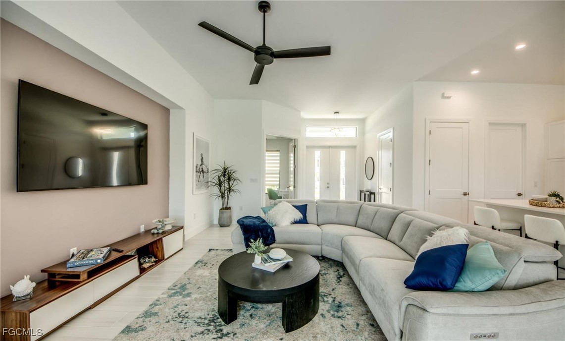 Cape Coral, Florida, 33914, United States, 3 Bedrooms Bedrooms, ,2 BathroomsBathrooms,Residential,For Sale,2009970