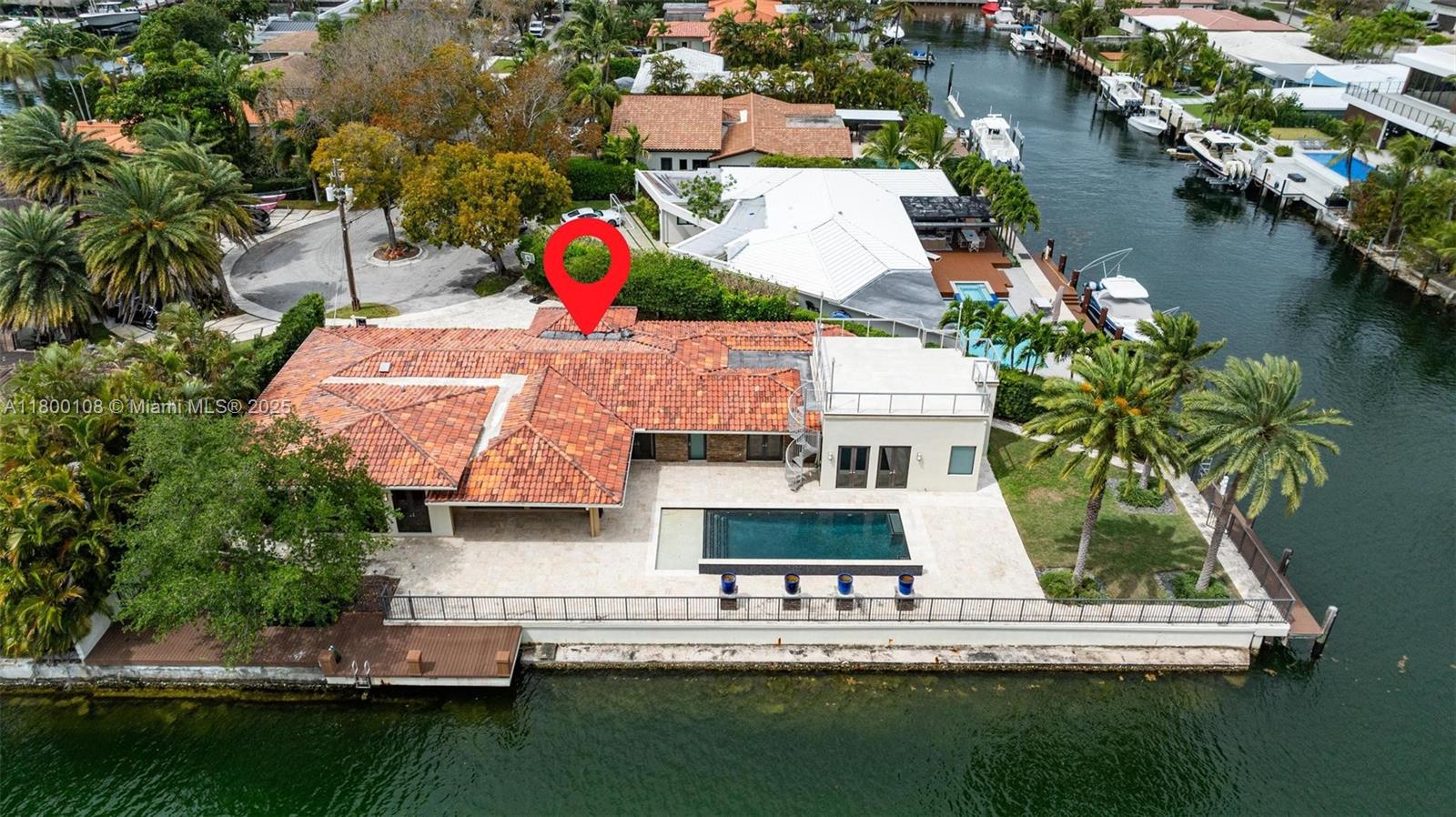 North Miami, Florida, 33181, United States, 5 Bedrooms Bedrooms, ,5 BathroomsBathrooms,Residential,For Sale,1804760