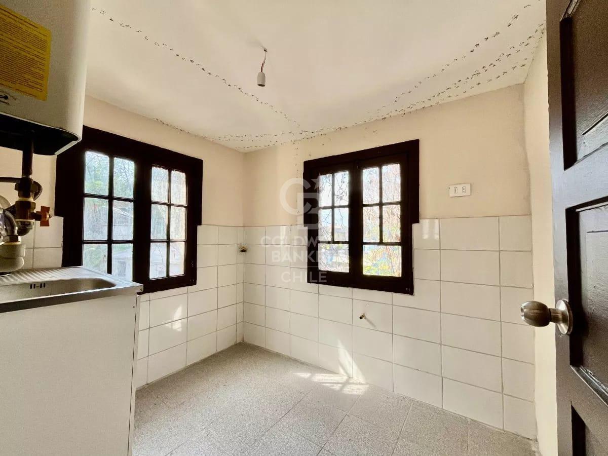 Providencia, Chile, 10 Bedrooms Bedrooms, ,4 BathroomsBathrooms,Residential,For Sale,1995865