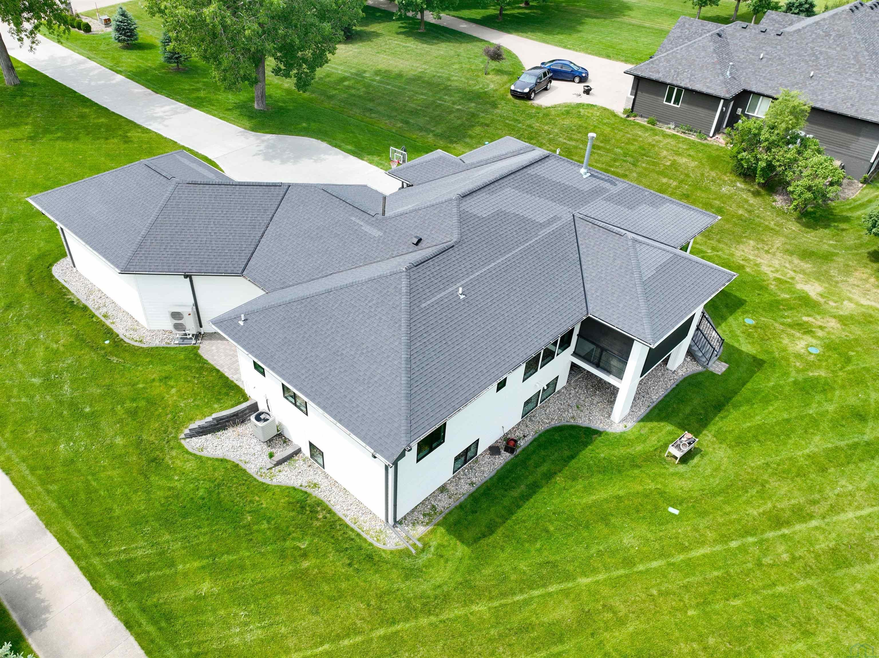 Jefferson, South Dakota, 57038, United States, 6 Bedrooms Bedrooms, ,3 BathroomsBathrooms,Residential,For Sale,1978978