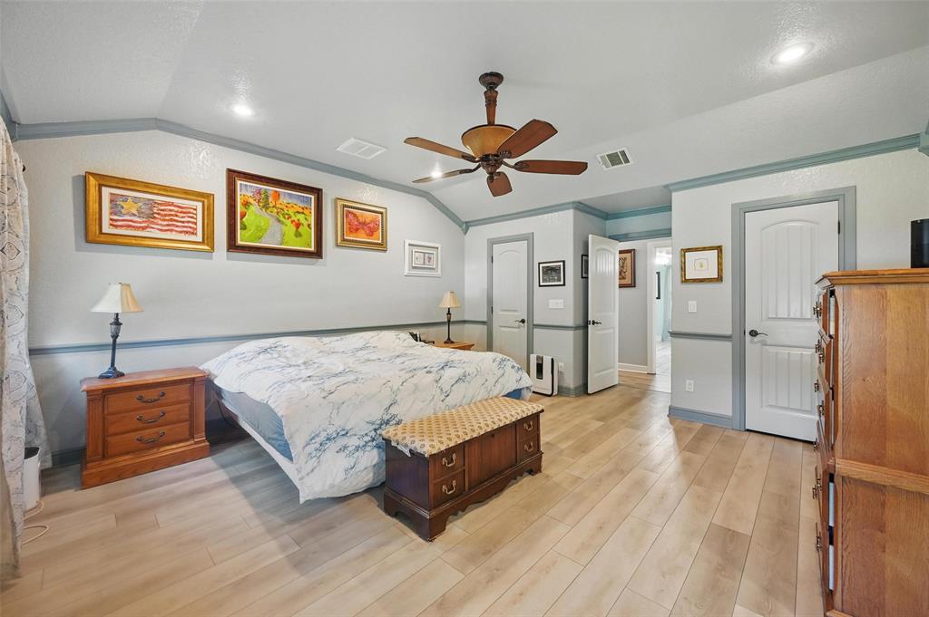 Cleburne, Texas, 76031, United States, 4 Bedrooms Bedrooms, ,4 BathroomsBathrooms,Residential,For Sale,1827195