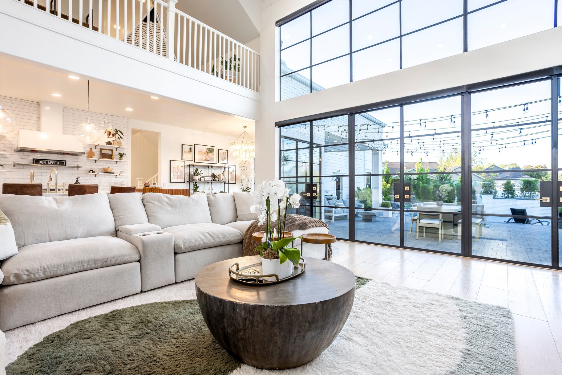  Sophisticated Modern Colonial Estate - 物件實景